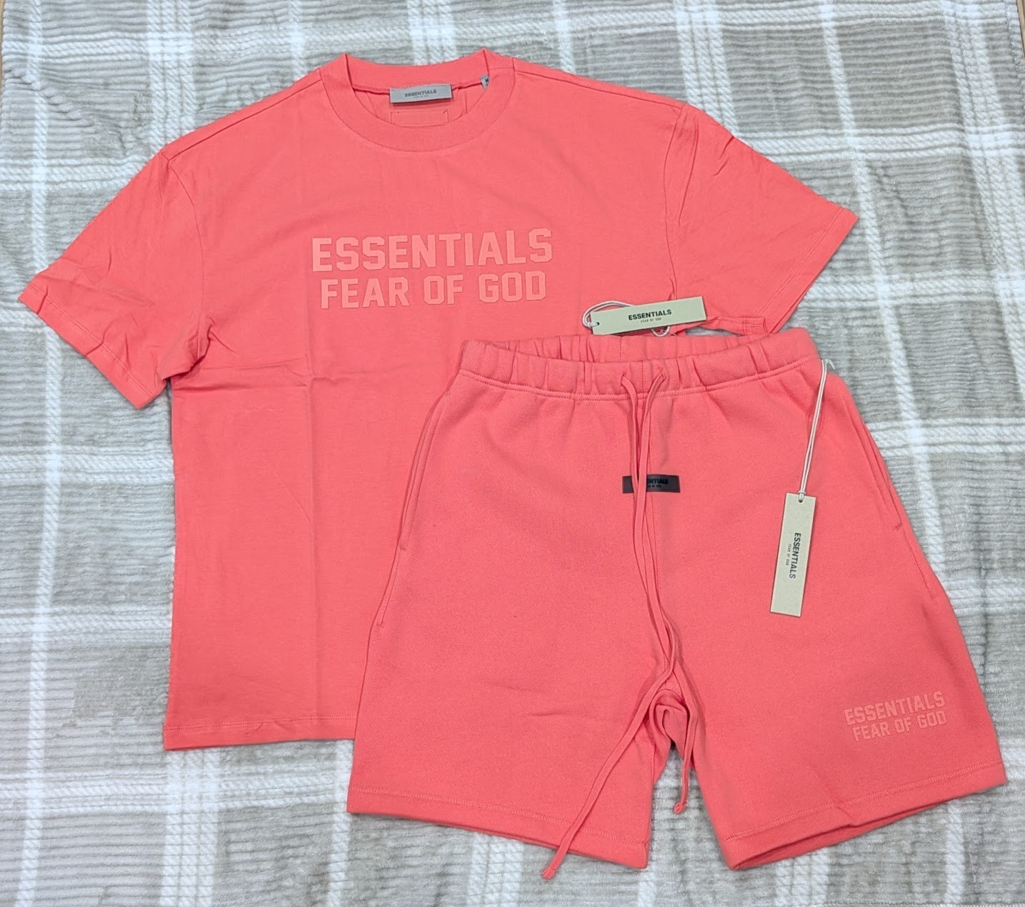 Fear of God Essentials \'CORAL\' Loose Oversized Tee & Short  Size \'M\' Set SS22