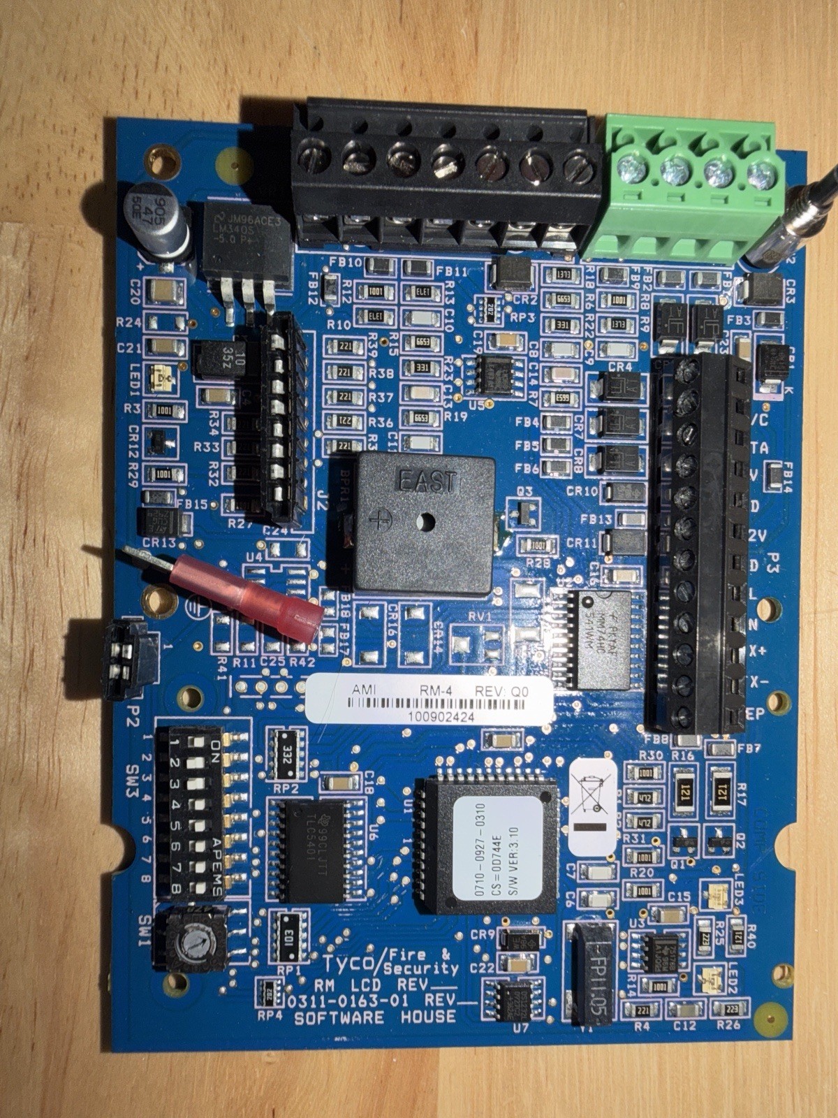 Software House RM-4 Reader Module 0311-0163-01 Rev 3.10 Software House RM-4 Reader Module 0311-0163-01 Rev 3.10
