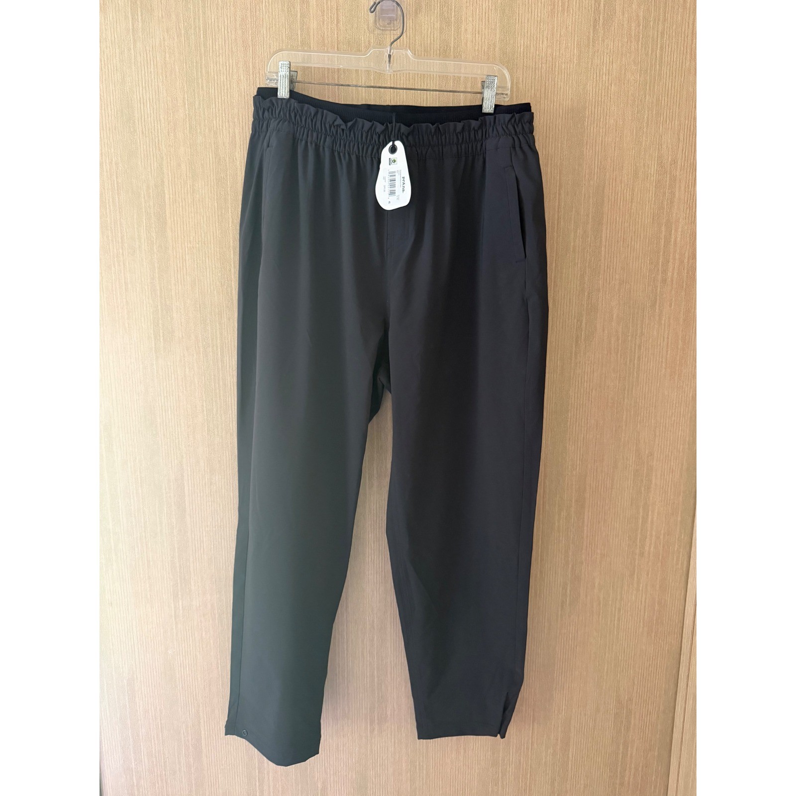 PrAna Wonderland Rocks Pant Womens XL Black NWT Stretch Active Hiking Trousers PrAna Wonderland Rocks Pant Womens XL Black NWT Stretch Active Hiking Trousers