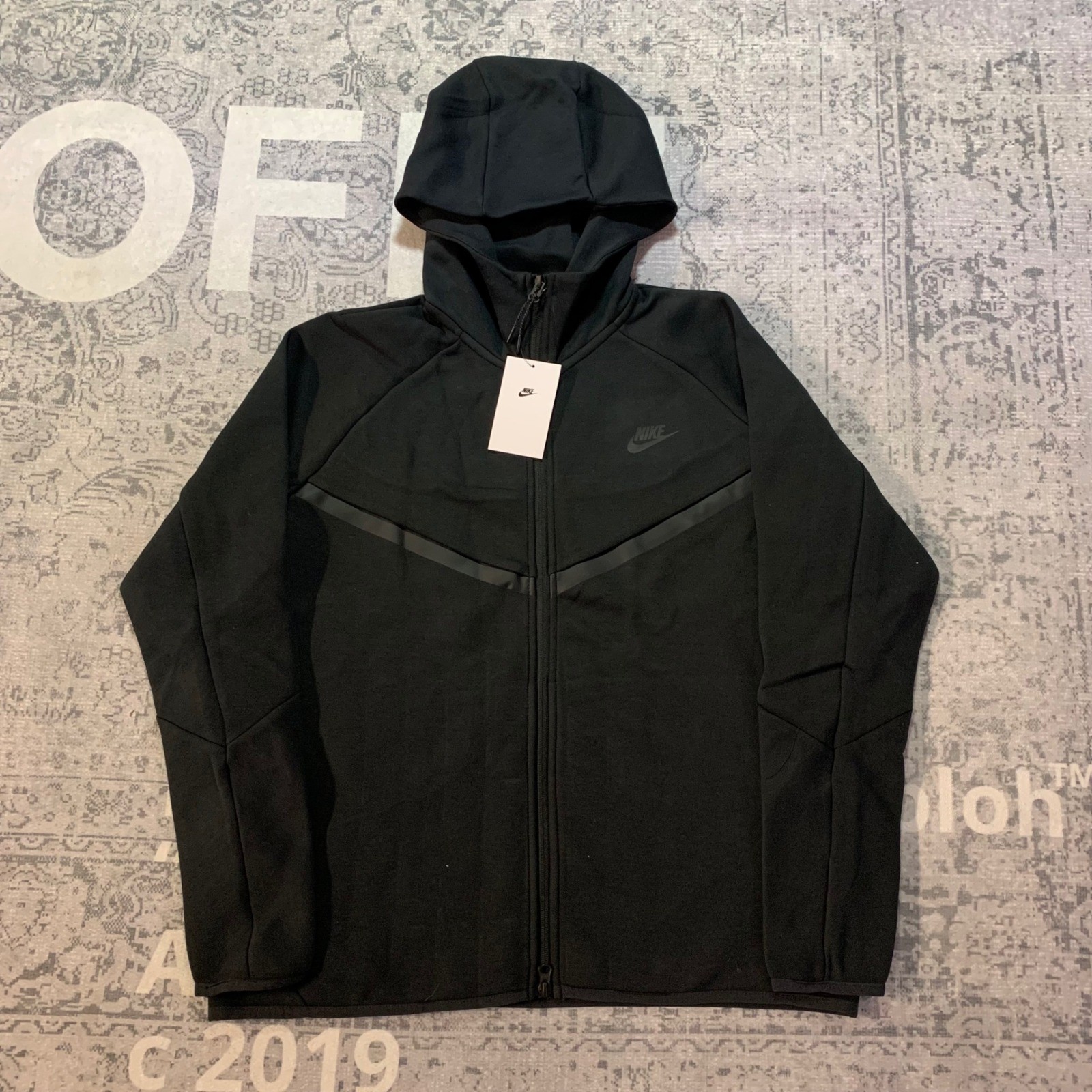 Nike Mens Tech Fleece Windrunner Full Zip Hoodie Black HV0949-010 Size M Nike Mens Tech Fleece Windrunner Full Zip Hoodie Black HV0949-010 Size M
