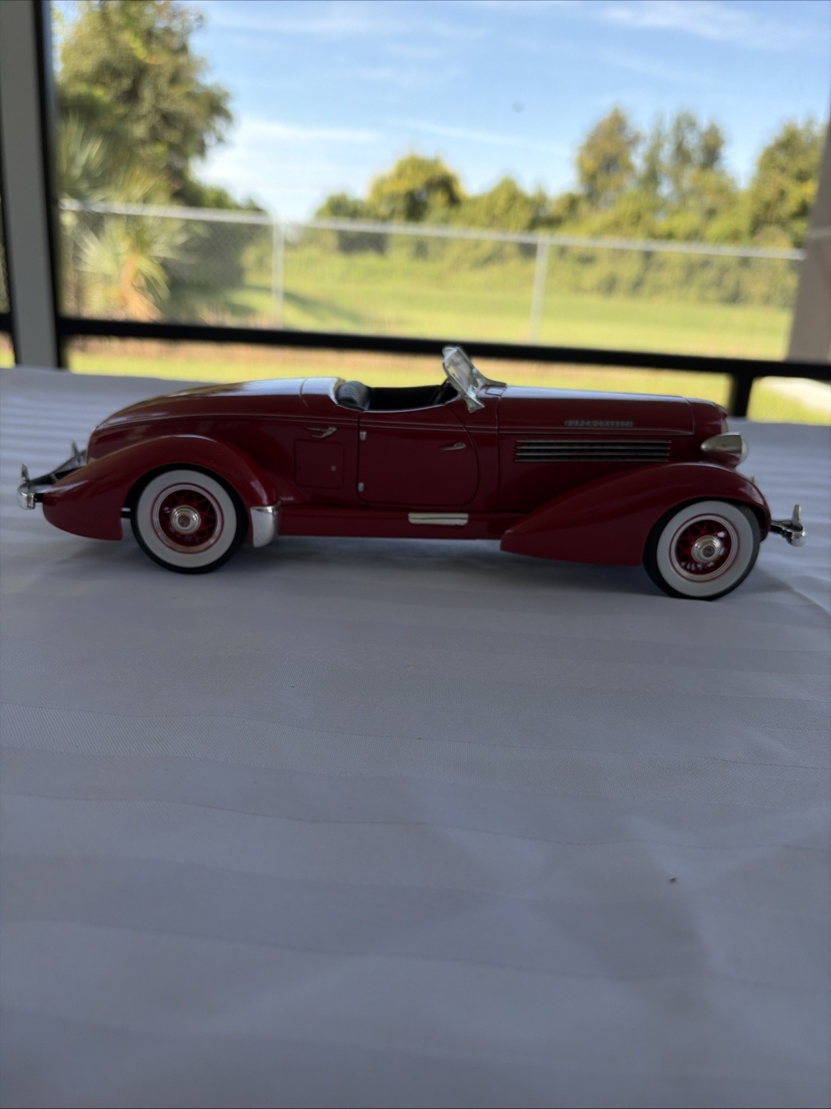 Vintage 1:18 ERTL American Muscle 1935 Auburn 851 Speedster Red Diecast - AS IS Vintage 1:18 ERTL American Muscle 1935 Auburn 851 Speedster Red Diecast - AS IS