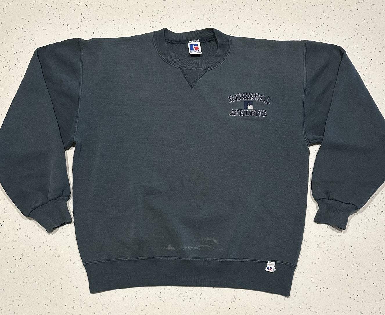 Vintage Russell Athletic Sweatshirt Gray Large Made In USA Basic Thrashed Worn Vintage Russell Athletic Sweatshirt Gray Large Made In USA Basic Thrashed Worn