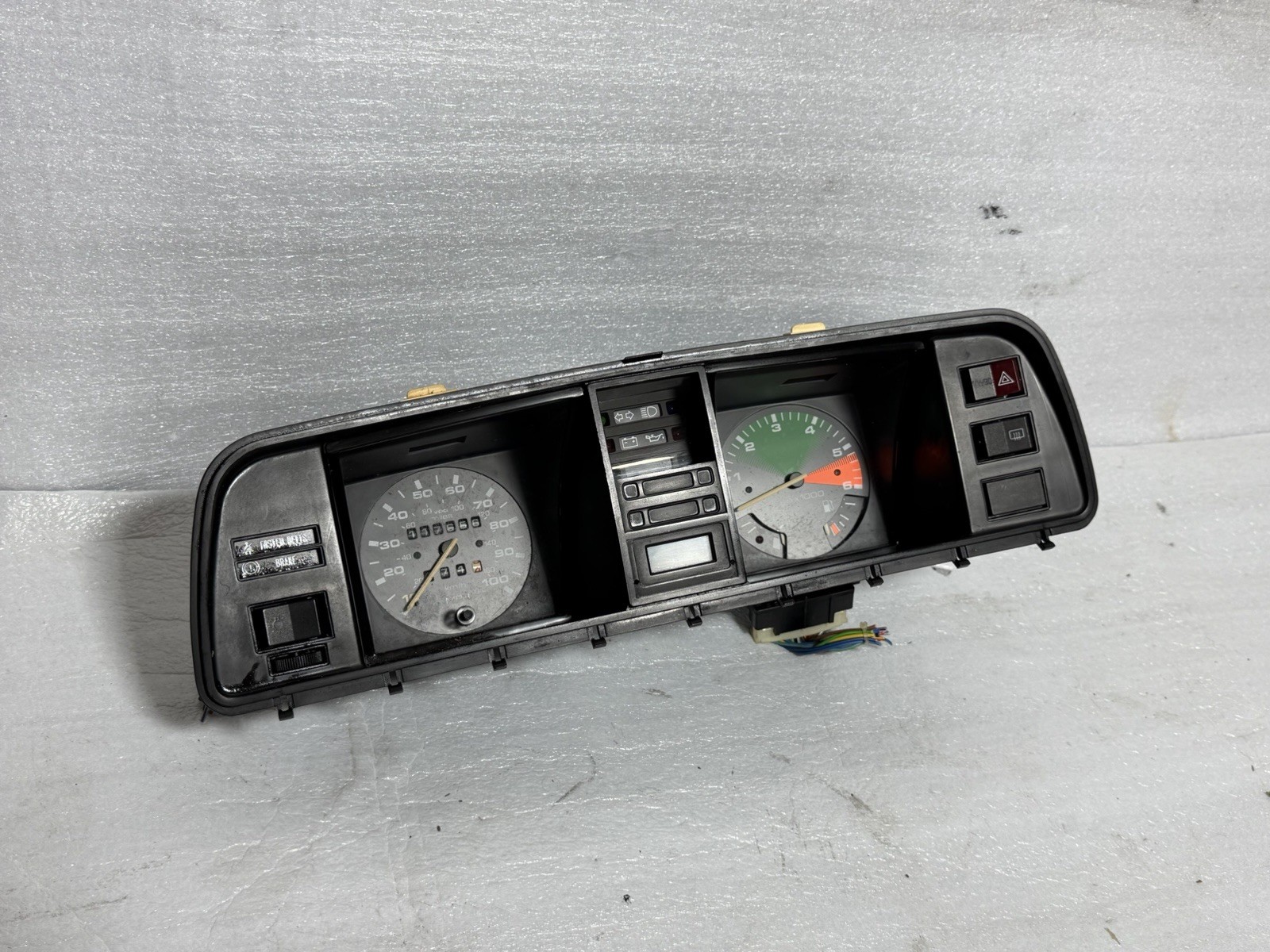 1982-1992 VW Vanagon T3 Instrument Gauge Cluster Speedometer Clock OEM VDO