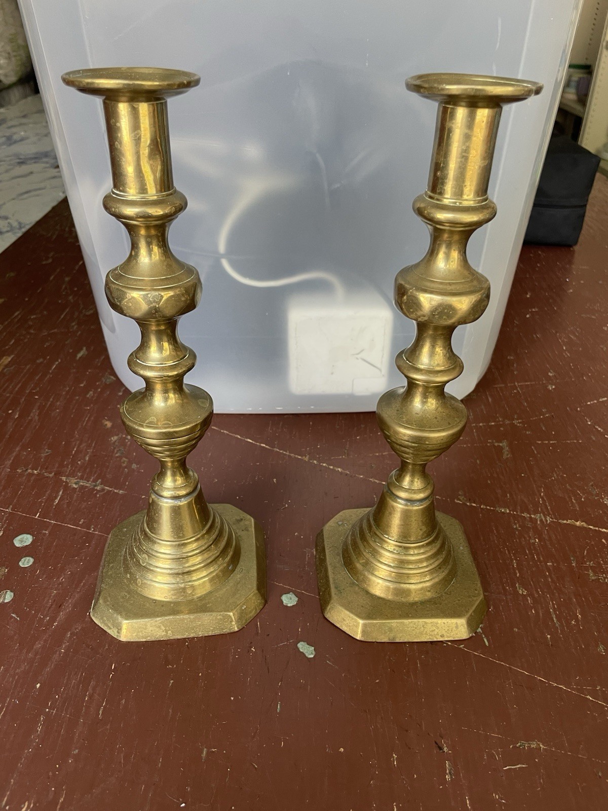 vintage/antique turned brass beehive candlesticks with stepped square bases vintage/antique turned brass beehive candlesticks with stepped square bases