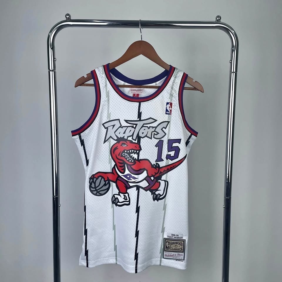NBA 1998-99 Toronto Raptors Vince Carter #15 Jersey 2XL Mitchell & Ness White NBA 1998-99 Toronto Raptors Vince Carter #15 Jersey 2XL Mitchell & Ness White