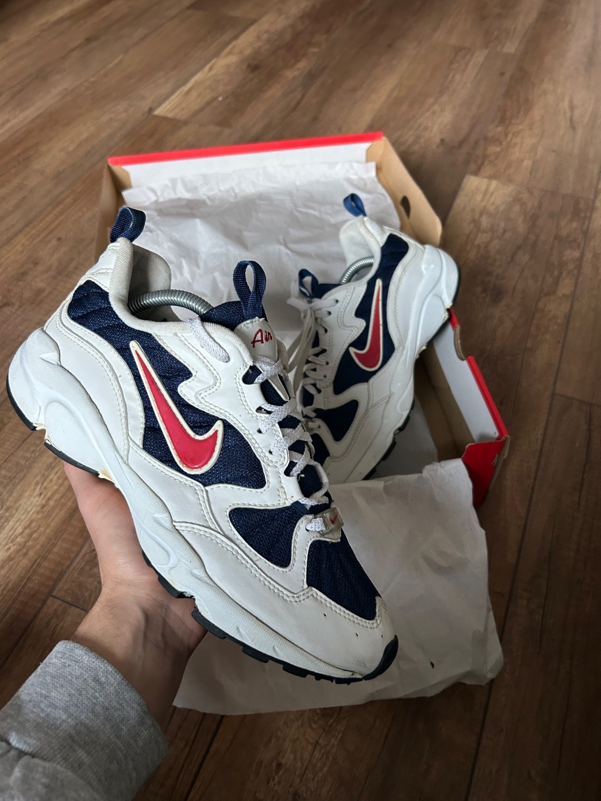 Vintage 1997 Nike Air Levity US 9.5 104107-461