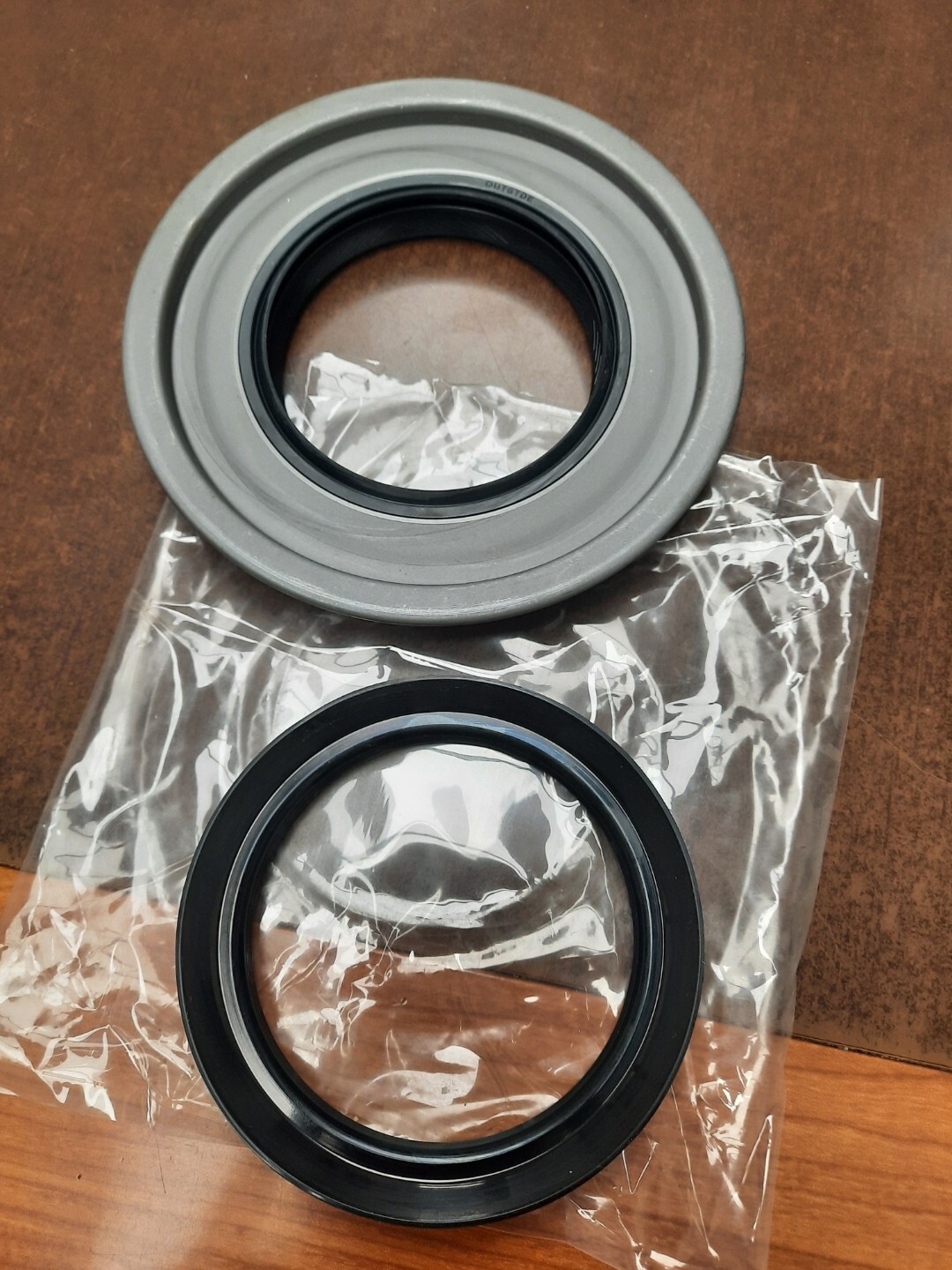 Pinion Seal FMTV LMTV KIT-4451 5330-01-362-6102 Pinion Seal FMTV LMTV KIT-4451 5330-01-362-6102