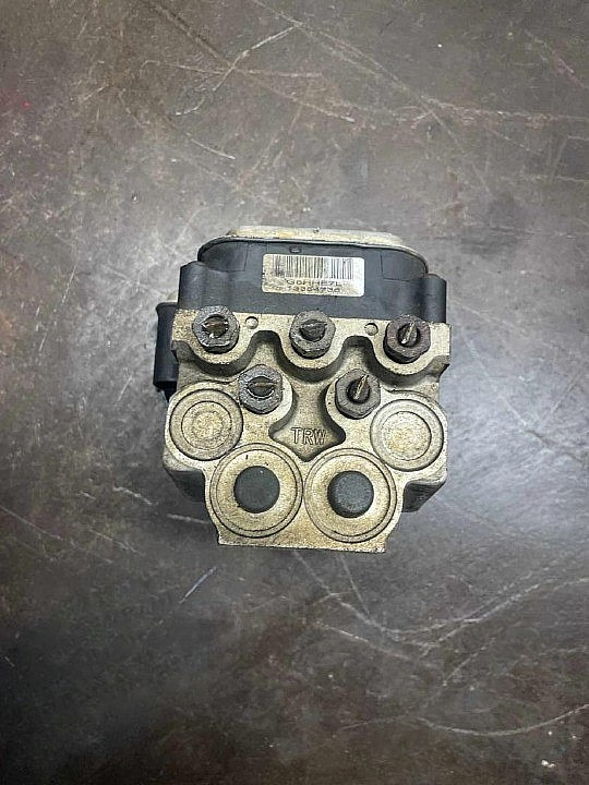 2003-2004 Chevy Truck Silverado 1500 ABS Anti Lock Brake Pump Assembly OEM 2003-2004 Chevy Truck Silverado 1500 ABS Anti Lock Brake Pump Assembly OEM