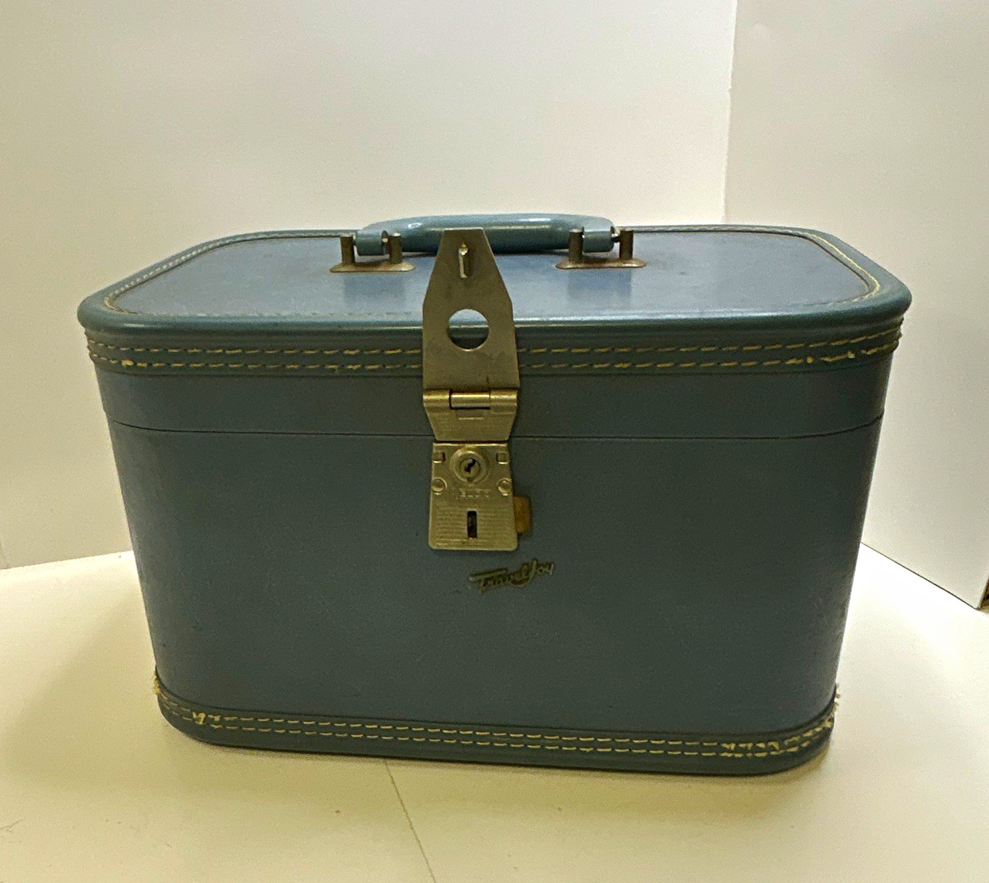 Vintage Blue Train Case Makeup Cosmetic Luggage Travel Vanity Box Hard Shell Vintage Blue Train Case Makeup Cosmetic Luggage Travel Vanity Box Hard Shell
