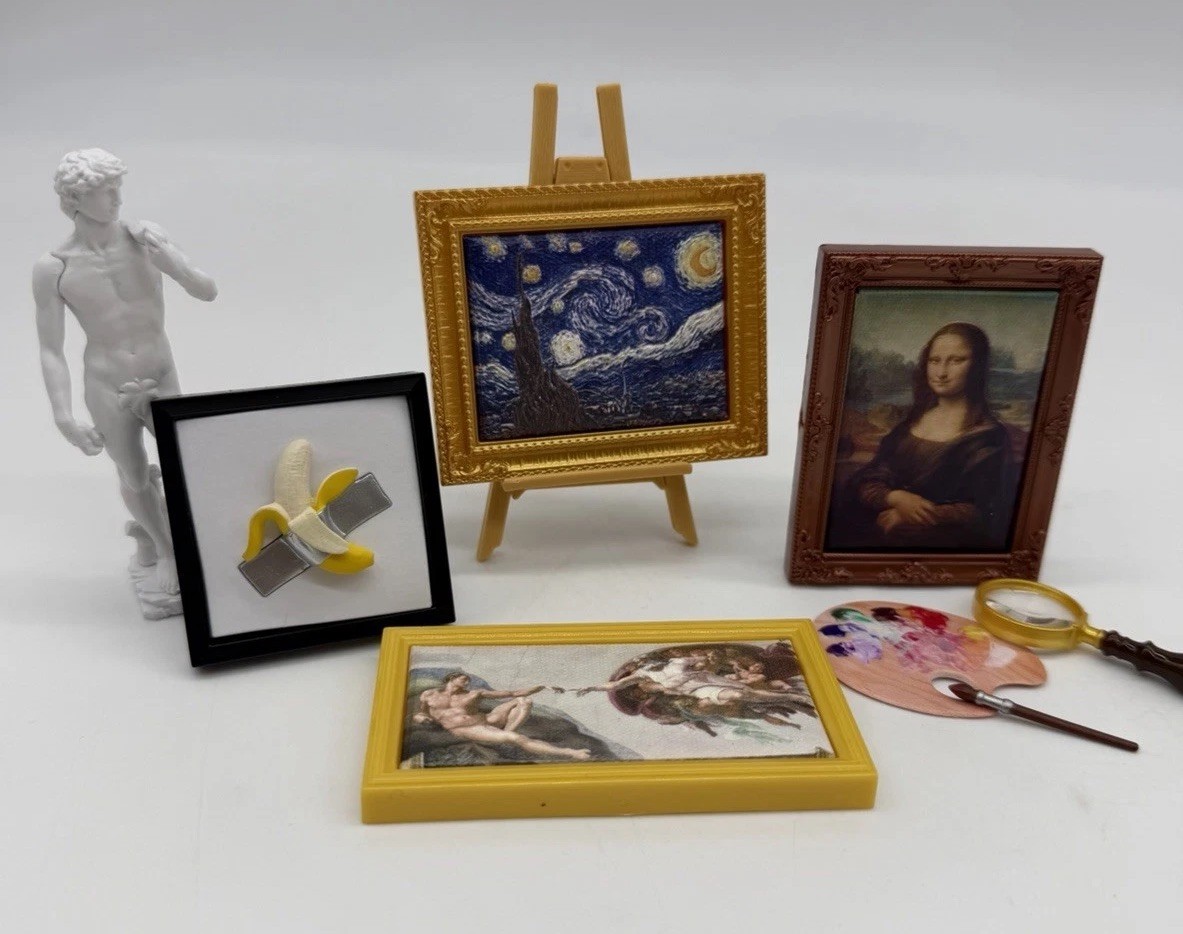 Zuru Mini Brands Create Masterpieces LEGENDARY Starry Night & Taped Banana Lot Zuru Mini Brands Create Masterpieces LEGENDARY Starry Night & Taped Banana Lot