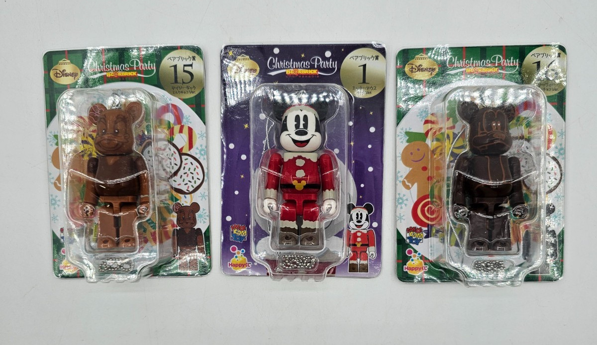 Lot of 3 Medicom Bearbrick Disney Christmas Party Collectible Figures *And Gift* Lot of 3 Medicom Bearbrick Disney Christmas Party Collectible Figures *And Gift*