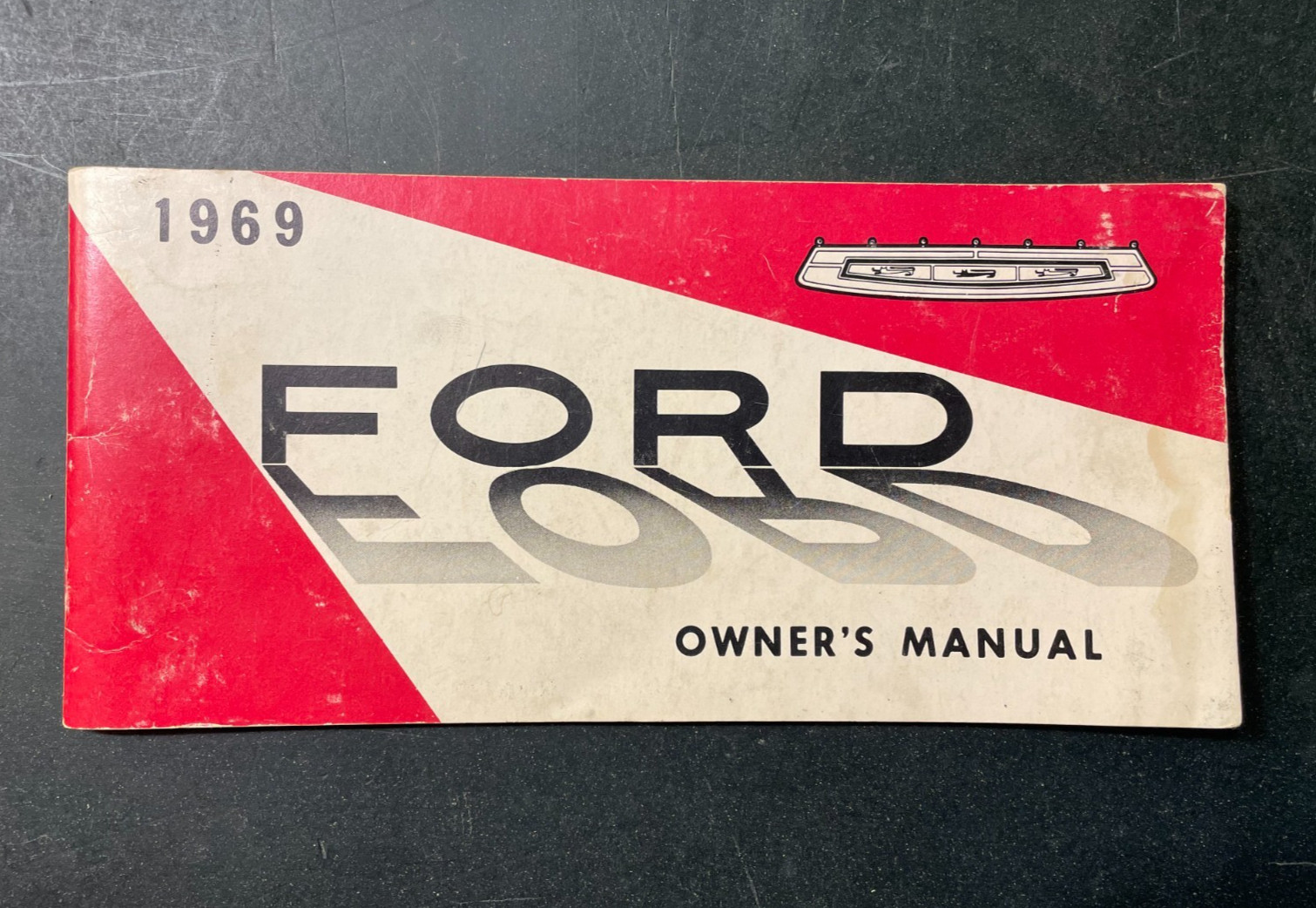 Vintage 1969 FORD Car Owner\'s Manual Guide Auto Operator service safety 3692-69 Vintage 1969 FORD Car Owner\'s Manual Guide Auto Operator service safety 3692-69