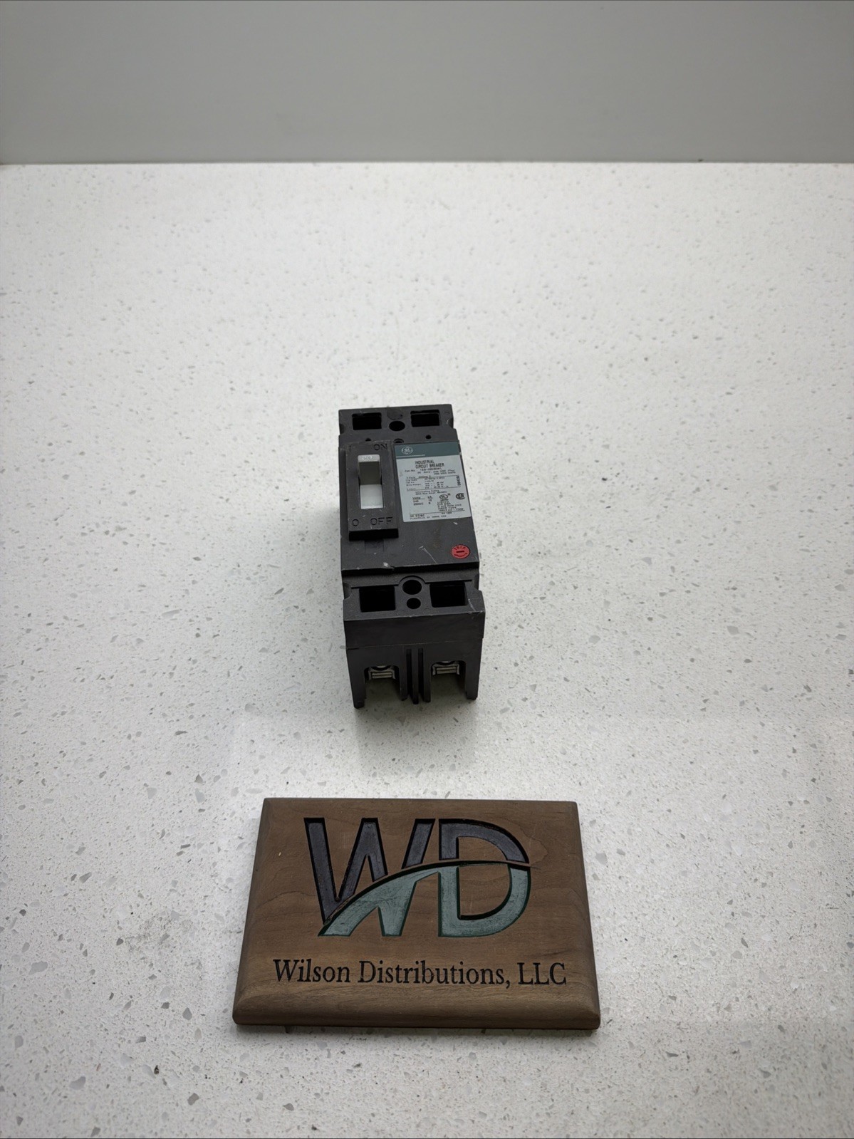 GE TEB122020WL 2Pole 20Amp 240VAC Circuit Breaker NOS GE TEB122020WL 2Pole 20Amp 240VAC Circuit Breaker NOS