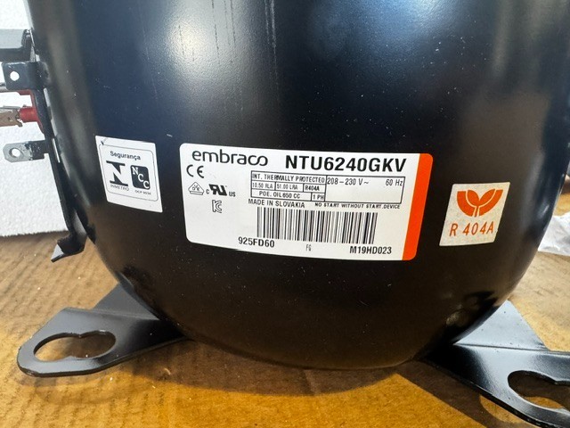 COMPRESSOR EMBRACO NTU6240GKV MBP 1 1/2 HP 208-230/1/60, R404 8,408 Btu COMPRESSOR EMBRACO NTU6240GKV MBP 1 1/2 HP 208-230/1/60, R404 8,408 Btu