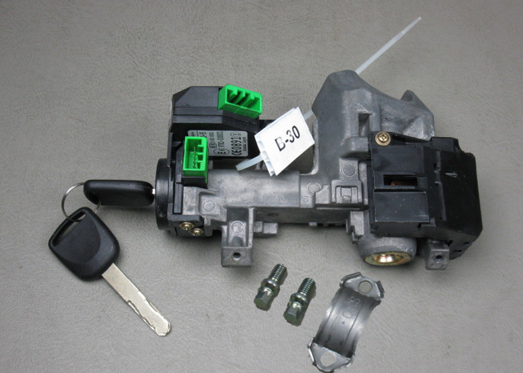 2003-2005 Honda Civic OEM Ignition Switch Cylinder Lock Manual Trans with 2 KEYs