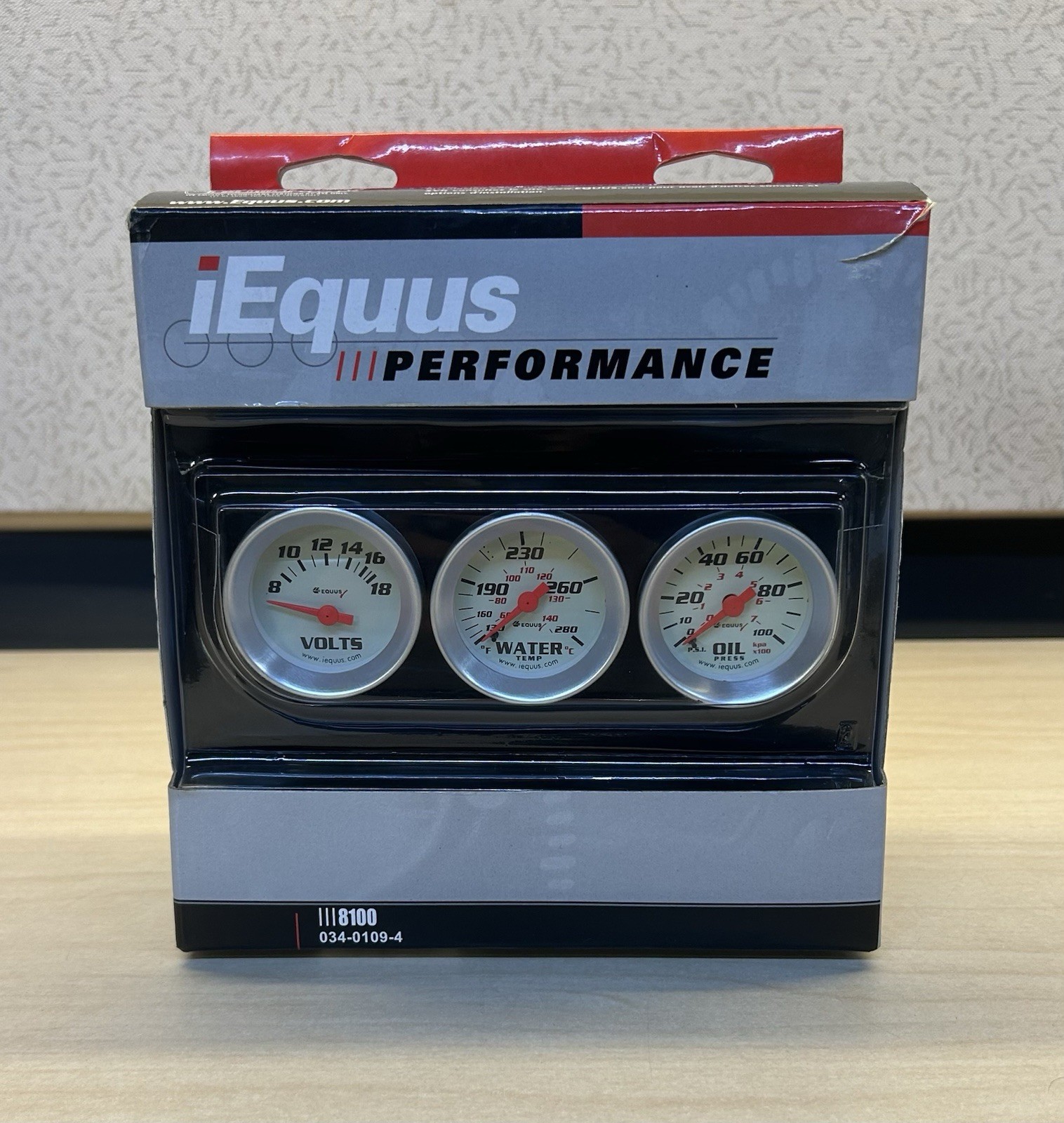 EQUUS 1-1/2” TRIPLE GAUGE SET 8000 SERIES (8100) • NEW/OPEN BOX EQUUS 1-1/2” TRIPLE GAUGE SET 8000 SERIES (8100) • NEW/OPEN BOX