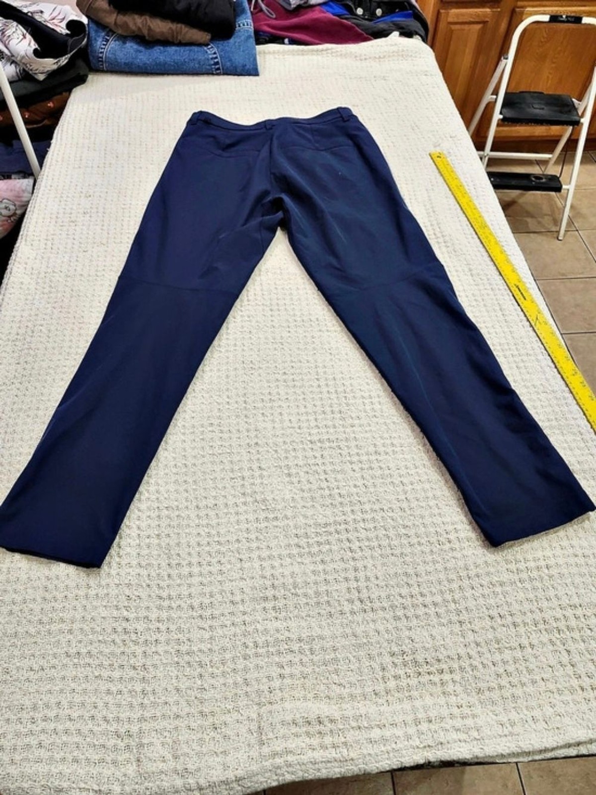 Lululemon Pants Women\'s Blue Straight Leg Pants