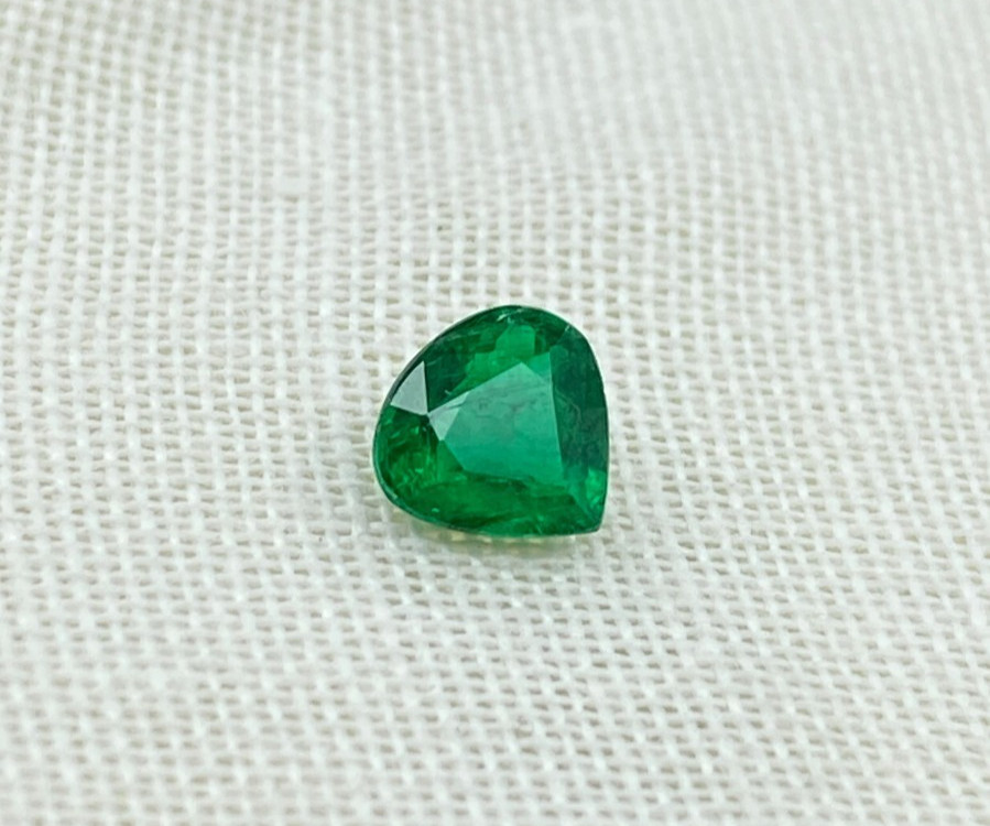 Natural Emerald Pear Cut Loose Gemstone 0.45 Carats