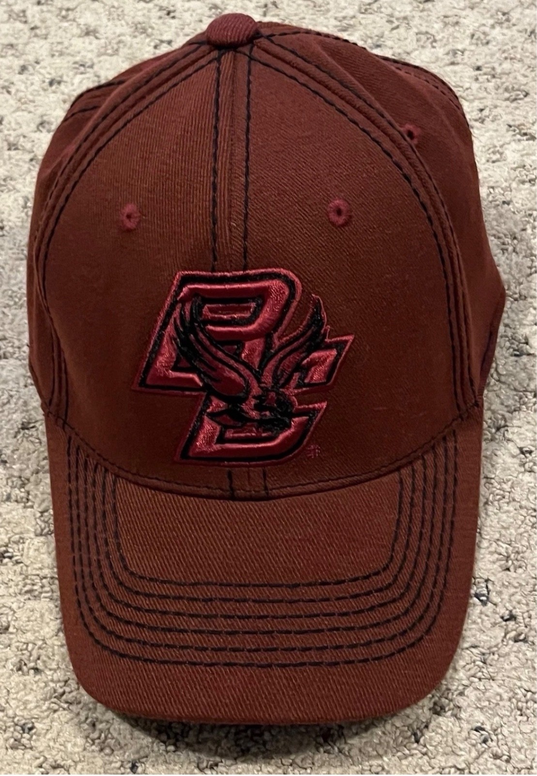 BOSTON COLLEGE EAGLES FITTED STRETCH HAT TOP OF THE WORLD NWT M/L BOSTON COLLEGE EAGLES FITTED STRETCH HAT TOP OF THE WORLD NWT M/L