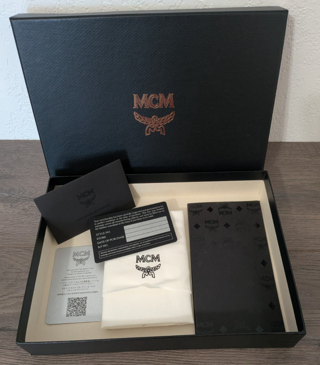 MCM Black Luxury Presentation Box w Dust Cloth Cards Empty Packaging - B20 MCM Black Luxury Presentation Box w Dust Cloth Cards Empty Packaging - B20