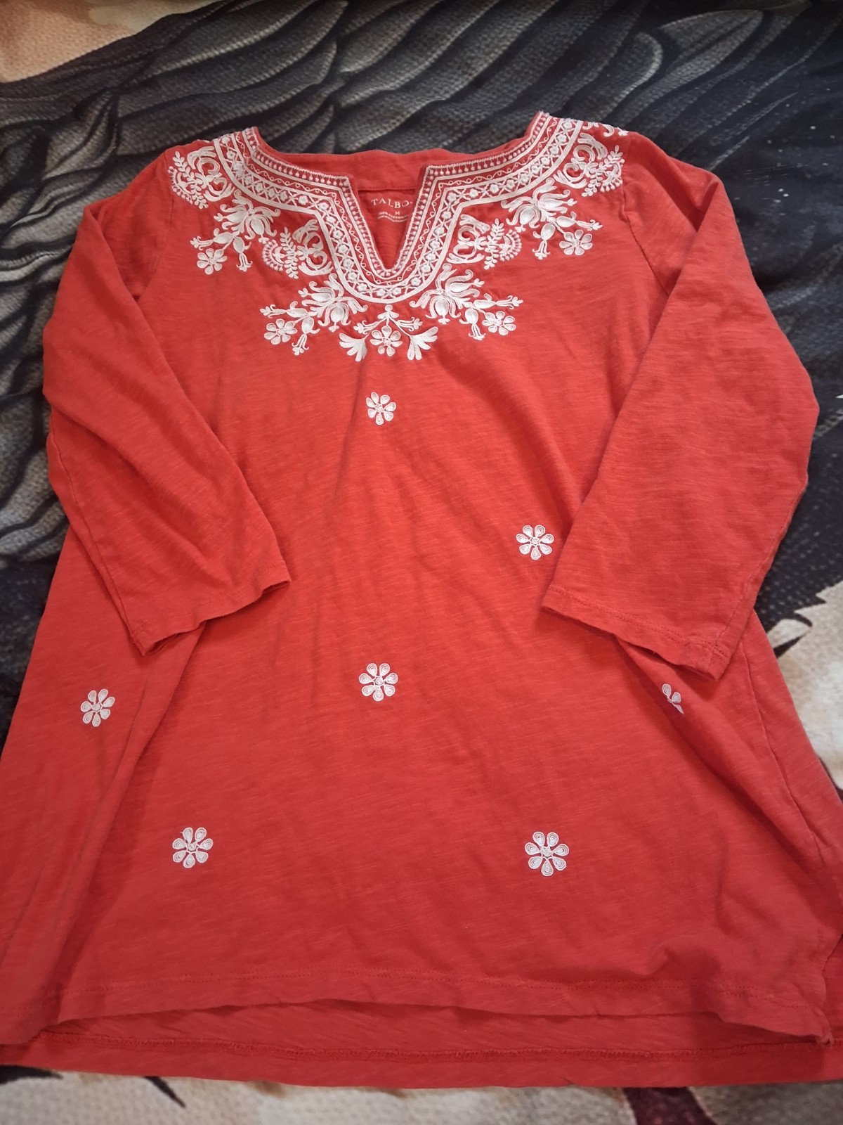 Talbots~Womens Red,%100 Cotton, Split Round Neck, Embroidered,Tunic, Size M