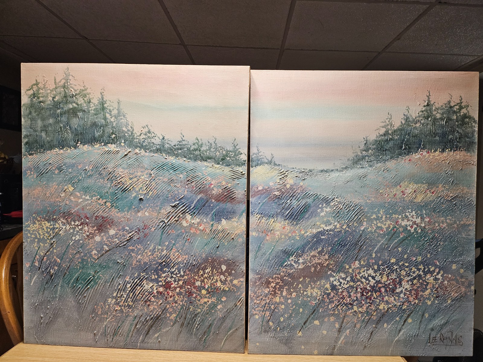 Vintage Lee Reynolds 2 Painting Vanguard Studios Oil On Canvas of Flowers Signed Vintage Lee Reynolds 2 Painting Vanguard Studios Oil On Canvas of Flowers Signed