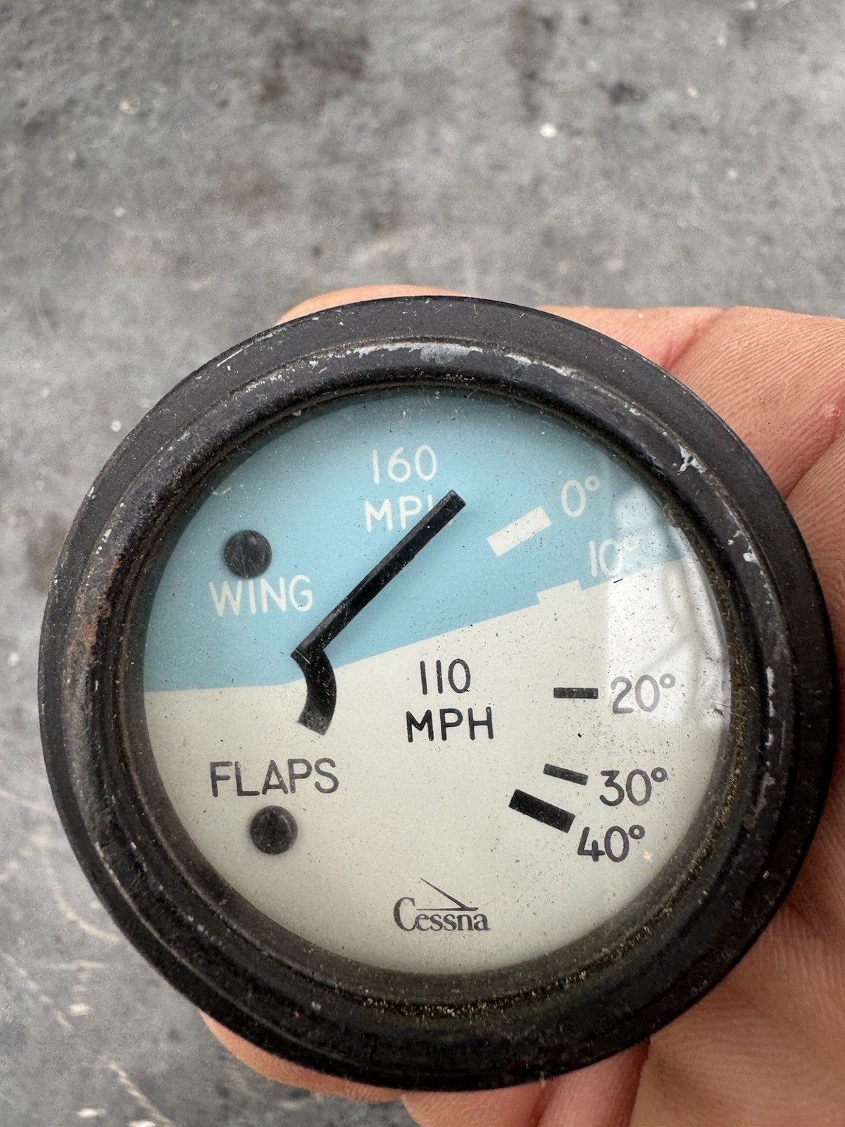 C669511-0102 Cessna Wing Flap Position Indicator Untested