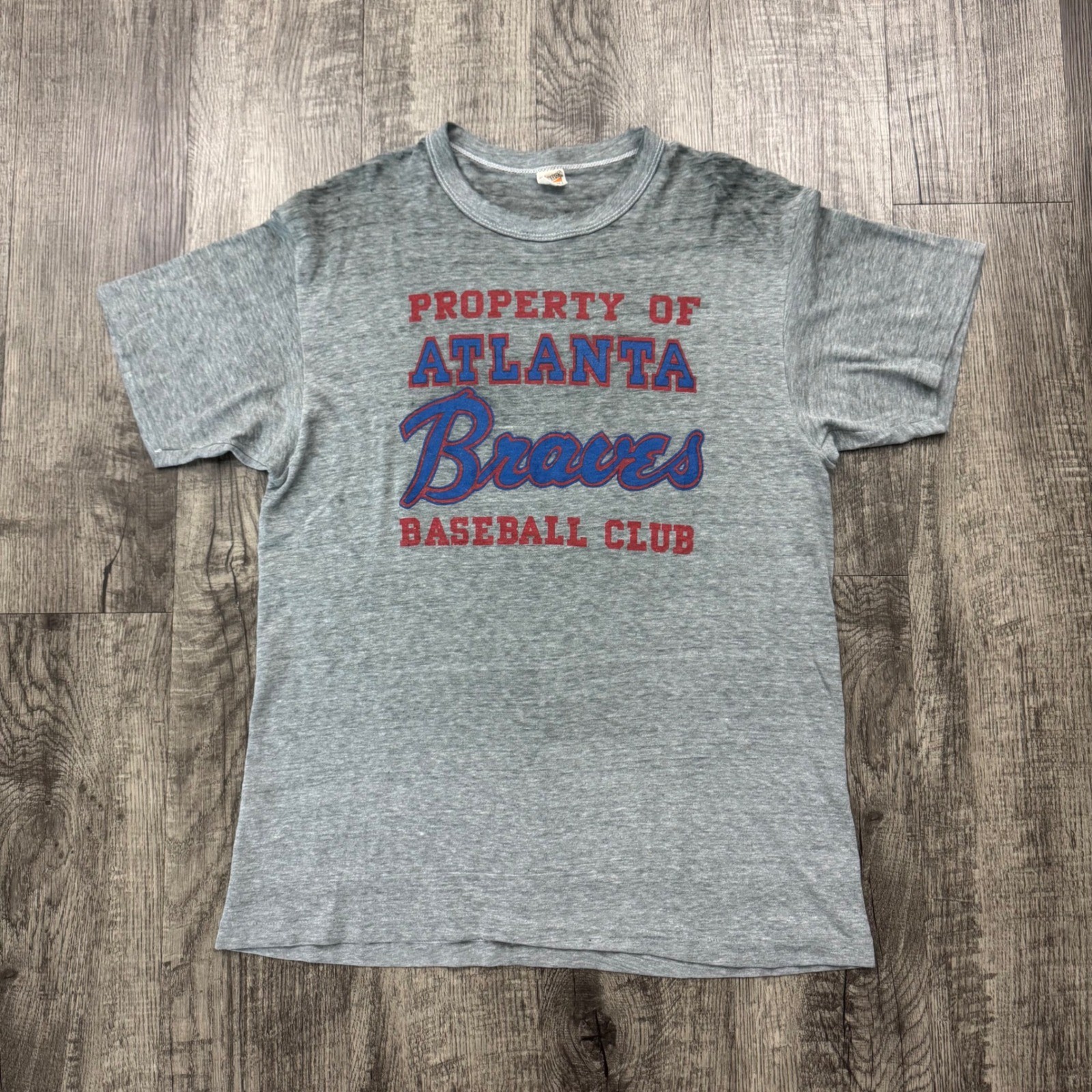 Vintage 70s Hanes Atlanta Braves Paper Thin Worn Distressed T-Shirt MLB Baseball Vintage 70s Hanes Atlanta Braves Paper Thin Worn Distressed T-Shirt MLB Baseball