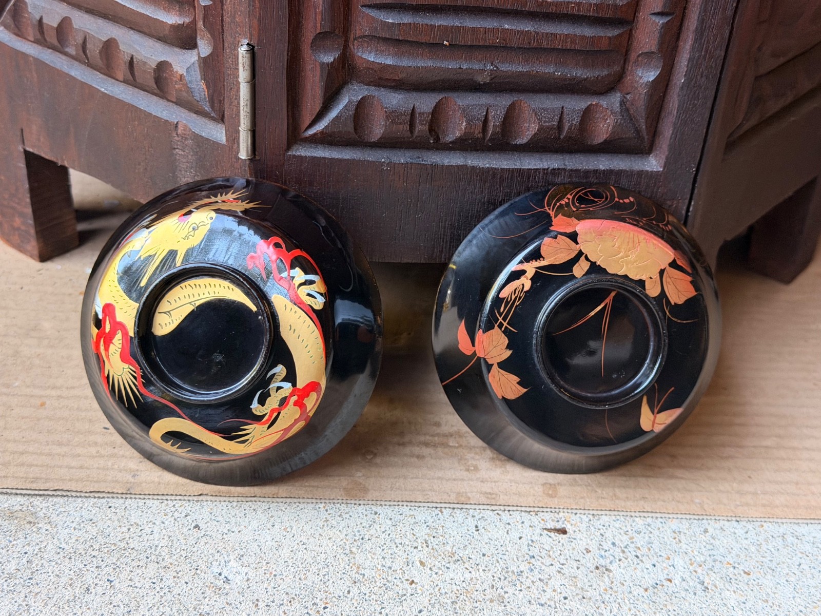 Vintage Japanese Maki-e Lacquerware Bowls Set 2 Red Black Dragon Floral 4.2