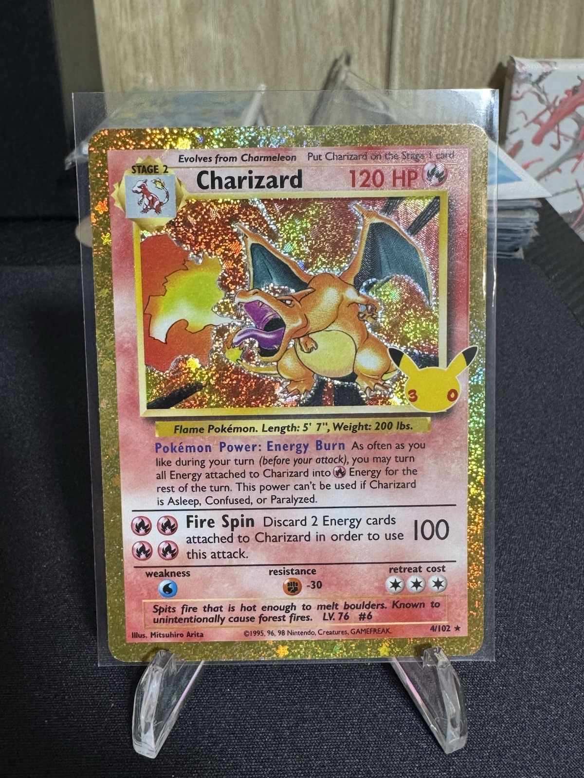 Charizard 4/102 GOLD ENGLISH Pokémon 30th Anniversary Celebrations Classic NM Charizard 4/102 GOLD ENGLISH Pokémon 30th Anniversary Celebrations Classic NM