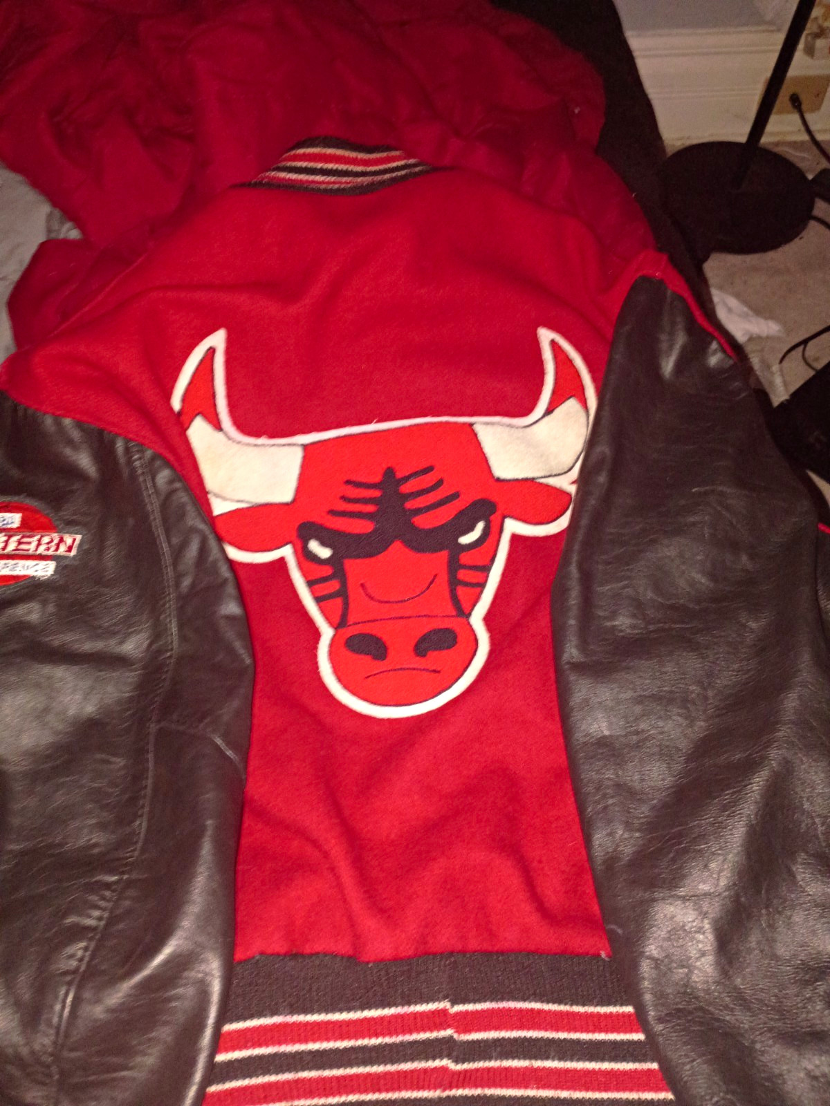 Vintage DeLong Chicago Bulls Red 90s  Jacket w/ Black Leather Sleeves Size 48