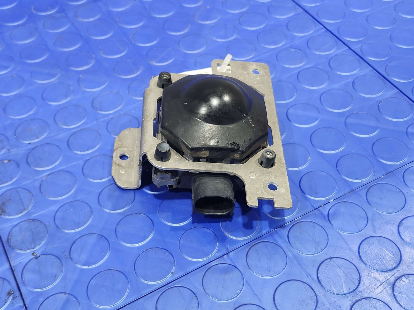 17-19 Audi Q7 OEM ADAS Front Bumper Radar Blindspot Module Right Passenger Side