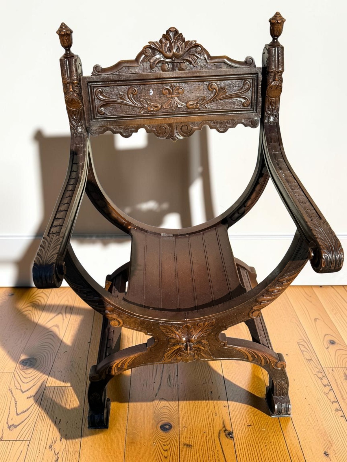 19th Century Antique Oak Renaissance Savonarola Dante Dagobert Throne Chair