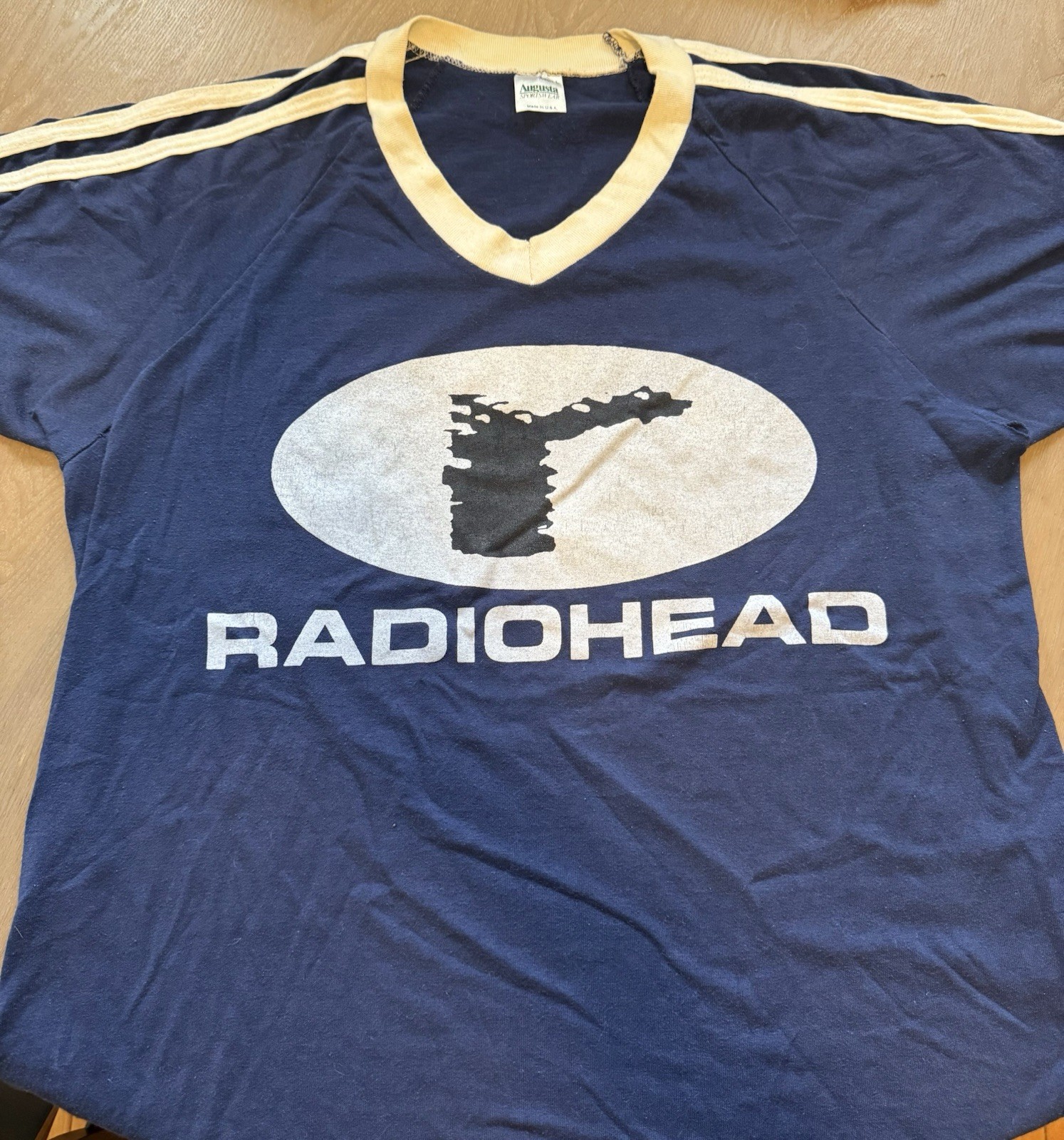 Vintage 1995 RADIOHEAD The Bends Tour Ringer T-Shirt L Vintage 1995 RADIOHEAD The Bends Tour Ringer T-Shirt L