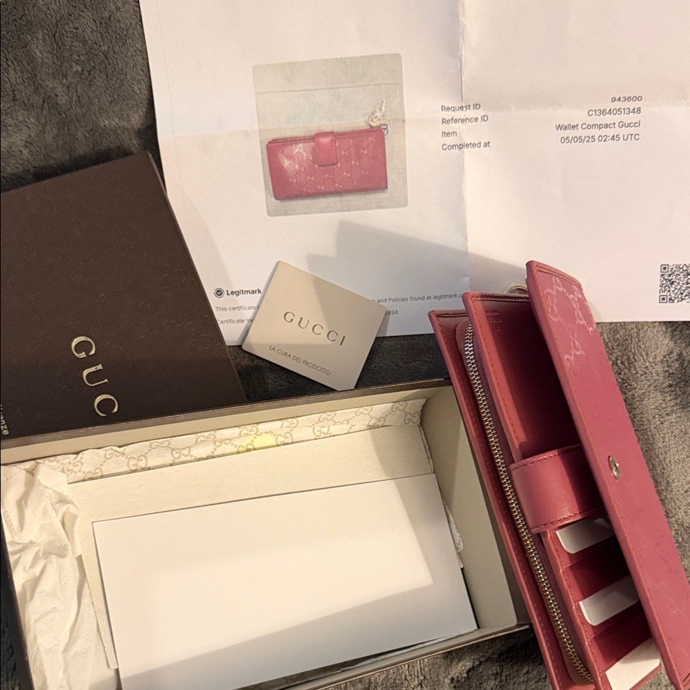 Gucci Pink Leather Wallet 7\ Gucci Pink Leather Wallet 7\