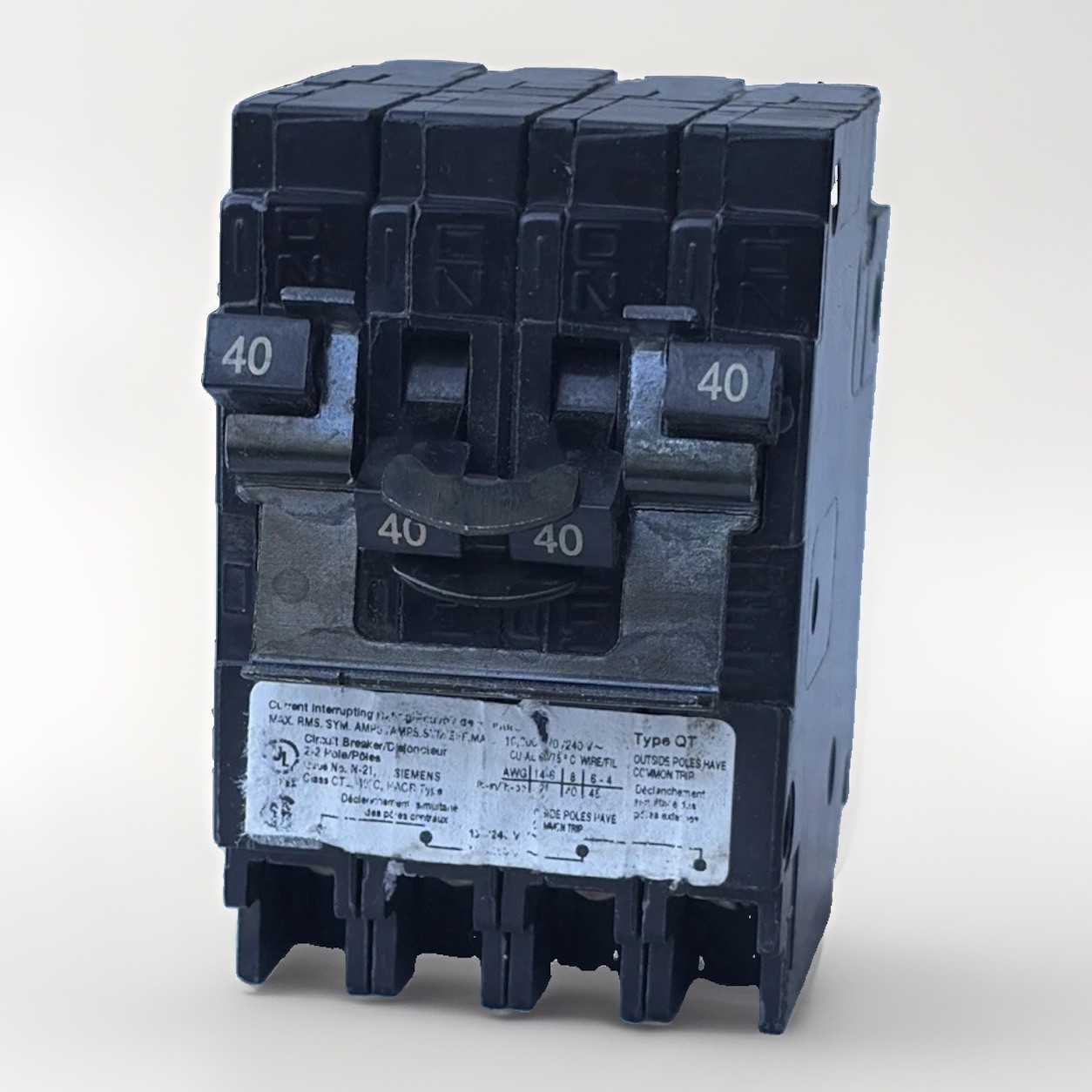 Siemens Q24040CT2 Miniature Circuit Breakers (MCBs) 2P 40A 240V