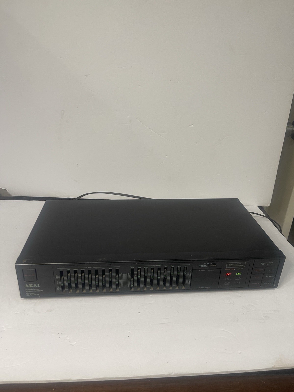 AKAI EA-A2 GRAPHIC EQUALIZER 