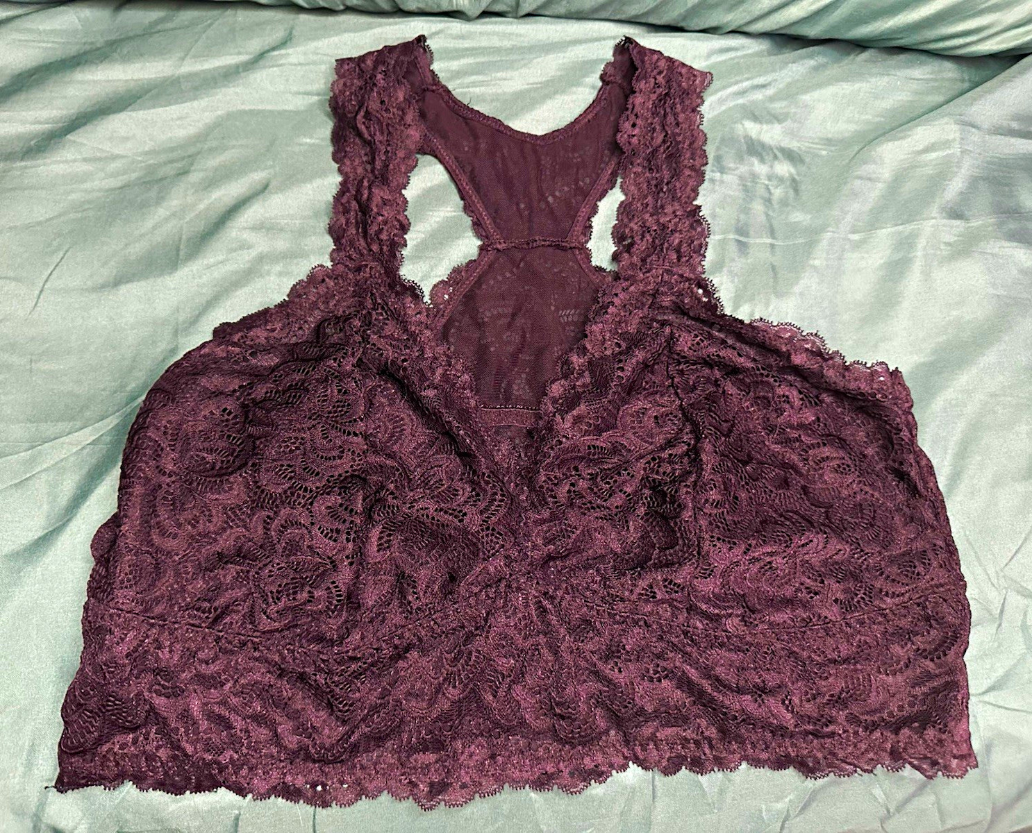Torrid Curve Black Floral Lace Racerback Bralette Bra Size 2 (18-20) Wireless