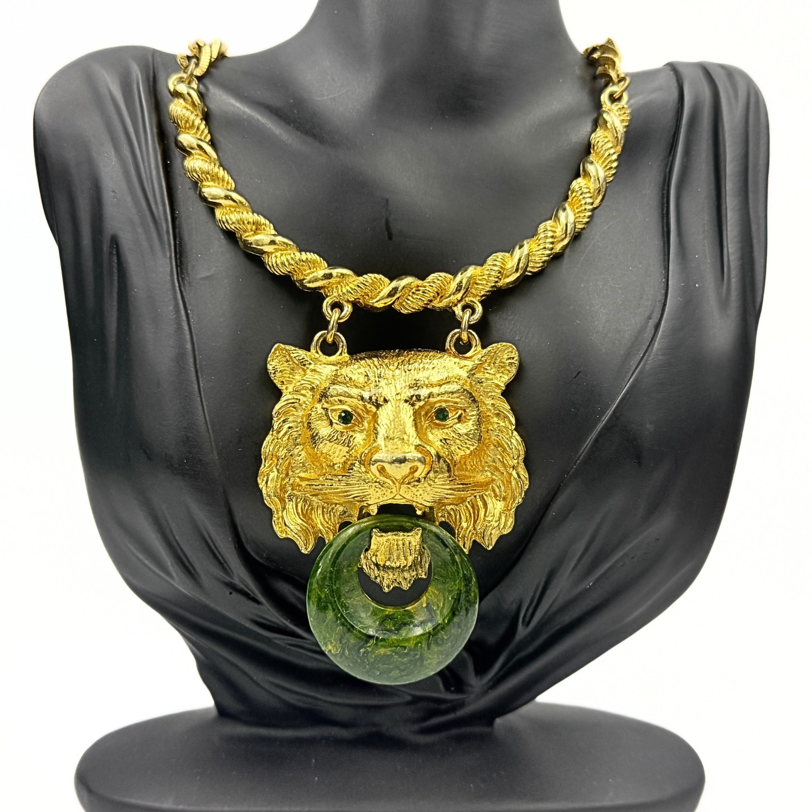 Vintage Pauline Rader Lion Head Door Knocker Green Bakelite Gold Plated Necklace