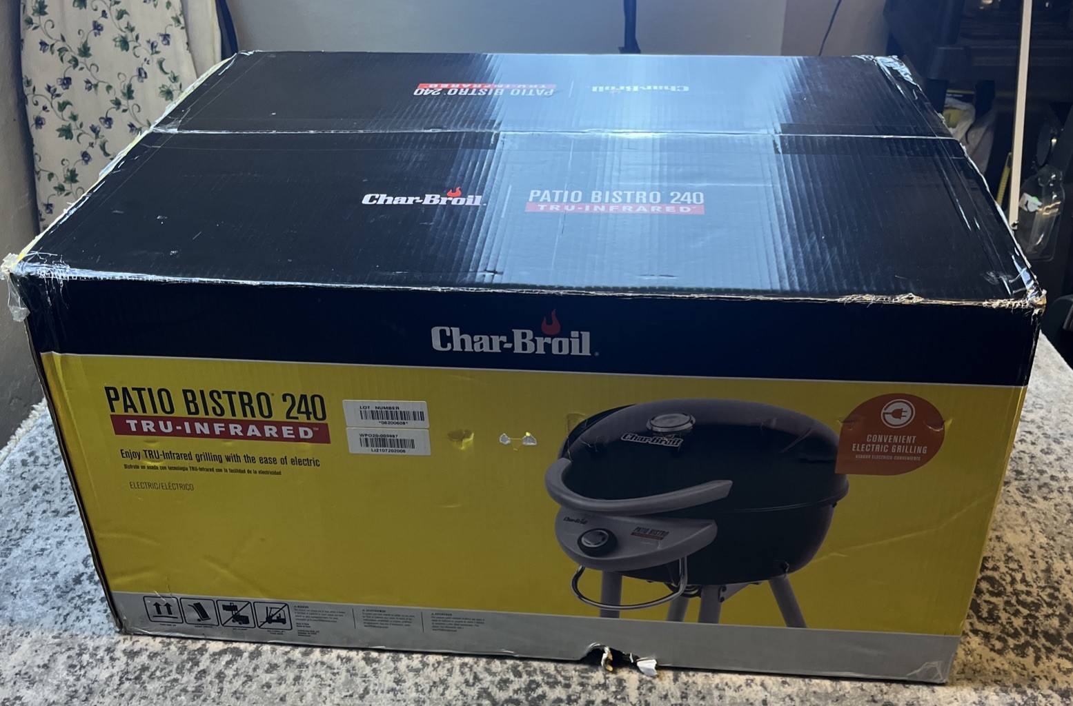 NEW Charbroil Patio Bistro 240 Tru Infrared Electric Grill - Black NEW Charbroil Patio Bistro 240 Tru Infrared Electric Grill - Black