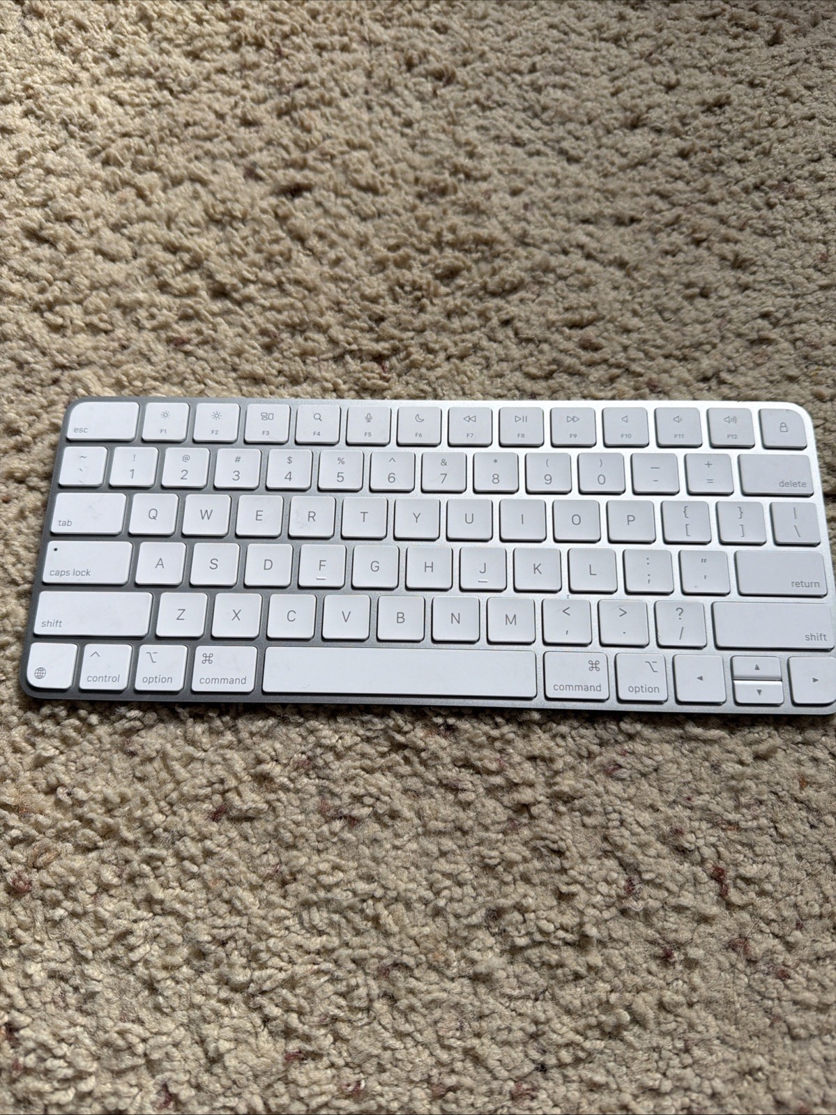 Apple Magic Keyboard A3203 Silver Apple Magic Keyboard A3203 Silver