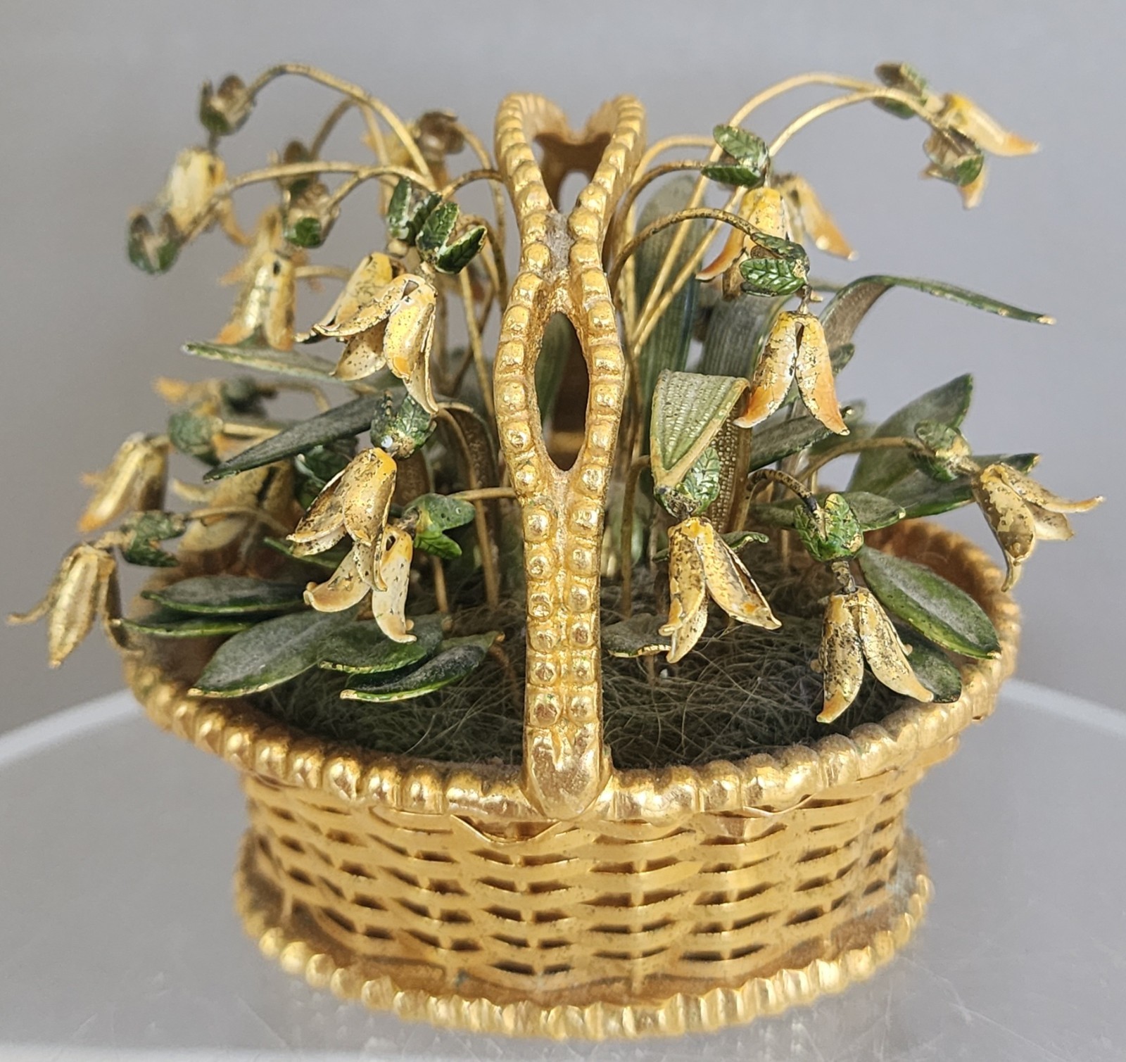 Vintage JANE HUTCHINSON Gorham Fluers Des Siecles Gold Plate Flowers In Basket Vintage JANE HUTCHINSON Gorham Fluers Des Siecles Gold Plate Flowers In Basket