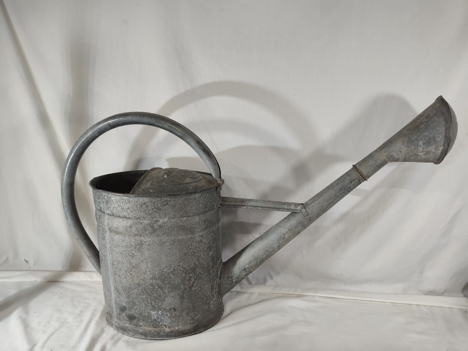 RARE Antique GERMAN BAT GALVANIZED Watering Can 13LDIN RARE Antique GERMAN BAT GALVANIZED Watering Can 13LDIN