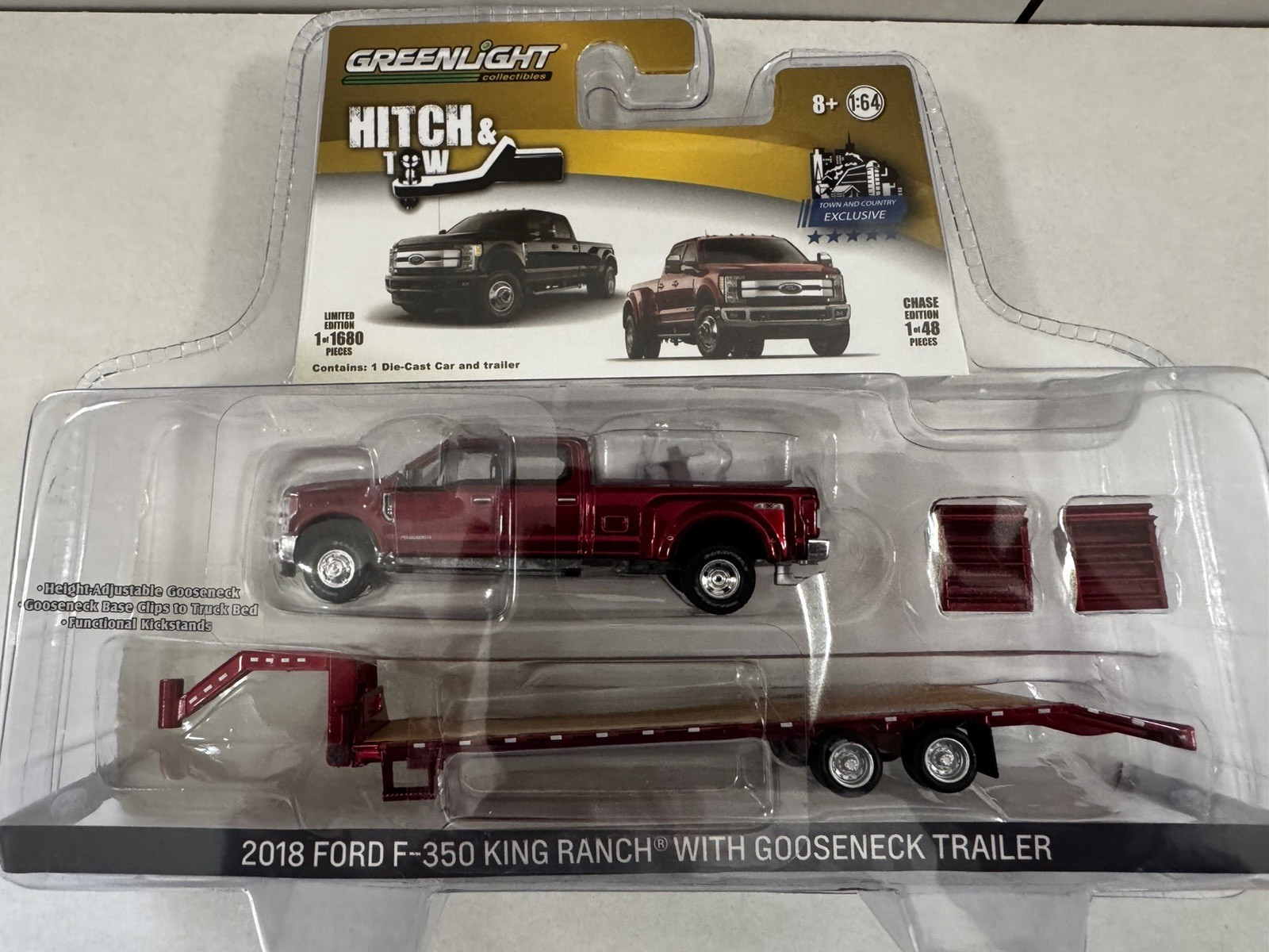 1:64 Greenlight 2018 Ford F-350 King Ranch Red Chrome Dually & Gooseneck Trailer