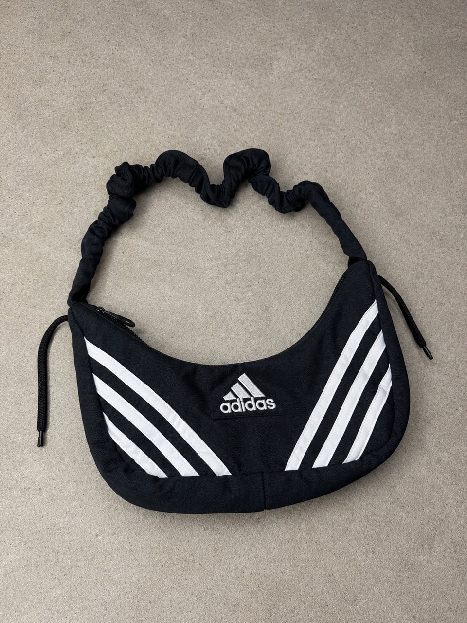 🖤 Sac à main Adidas rework – upcyclé / vintage 🖤 Sac à main Adidas rework – upcyclé / vintage
