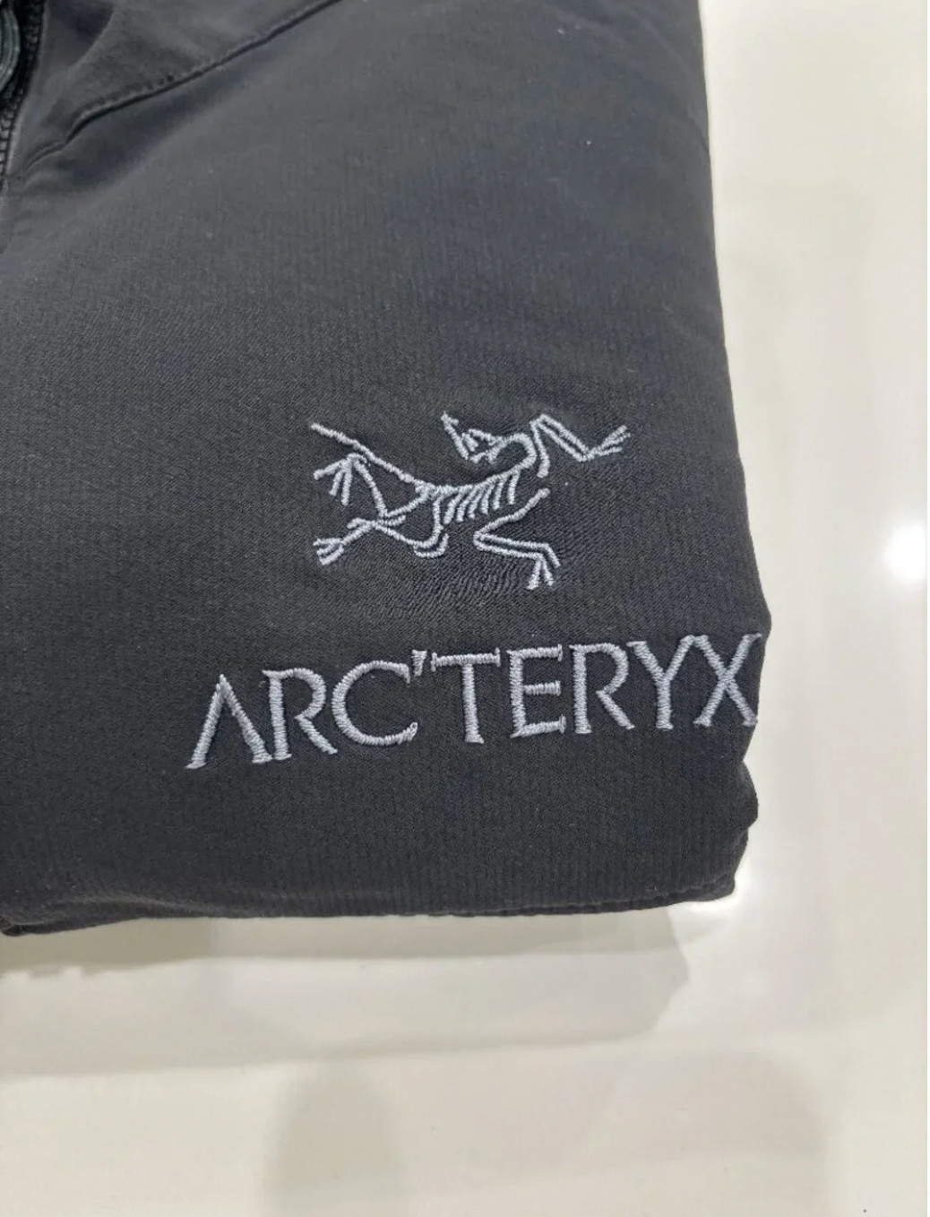 Arcteryx, Gamma LT, Mens Large, Soft Shell, Lightweight, Full Zip, Black Arcteryx, Gamma LT, Mens Large, Soft Shell, Lightweight, Full Zip, Black