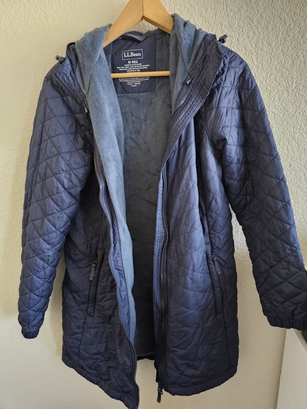 L.L. Bean Women\'s Fleece-Lined PrimaLoft Quilted Coat Hooded Parka Navy M REG L.L. Bean Women\'s Fleece-Lined PrimaLoft Quilted Coat Hooded Parka Navy M REG
