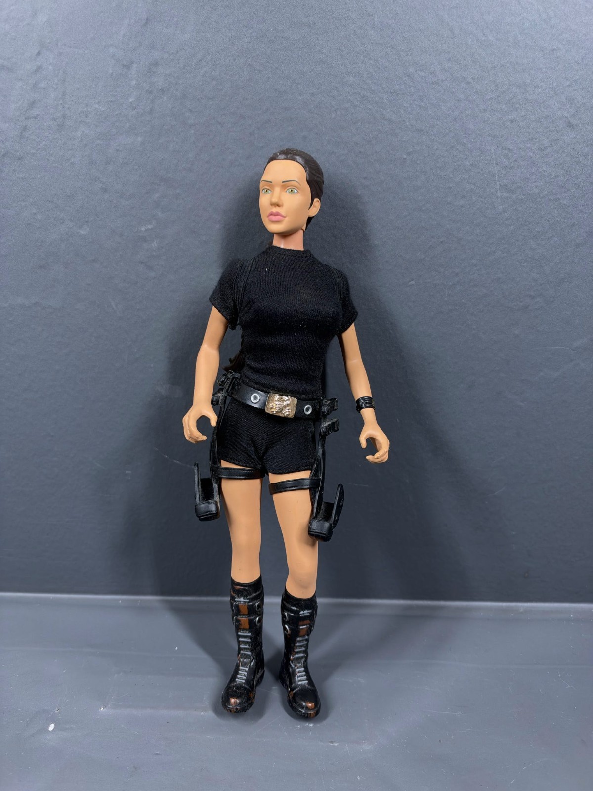 2001 Playmates Tomb Raider Lara Croft Angelina Jolie 12\