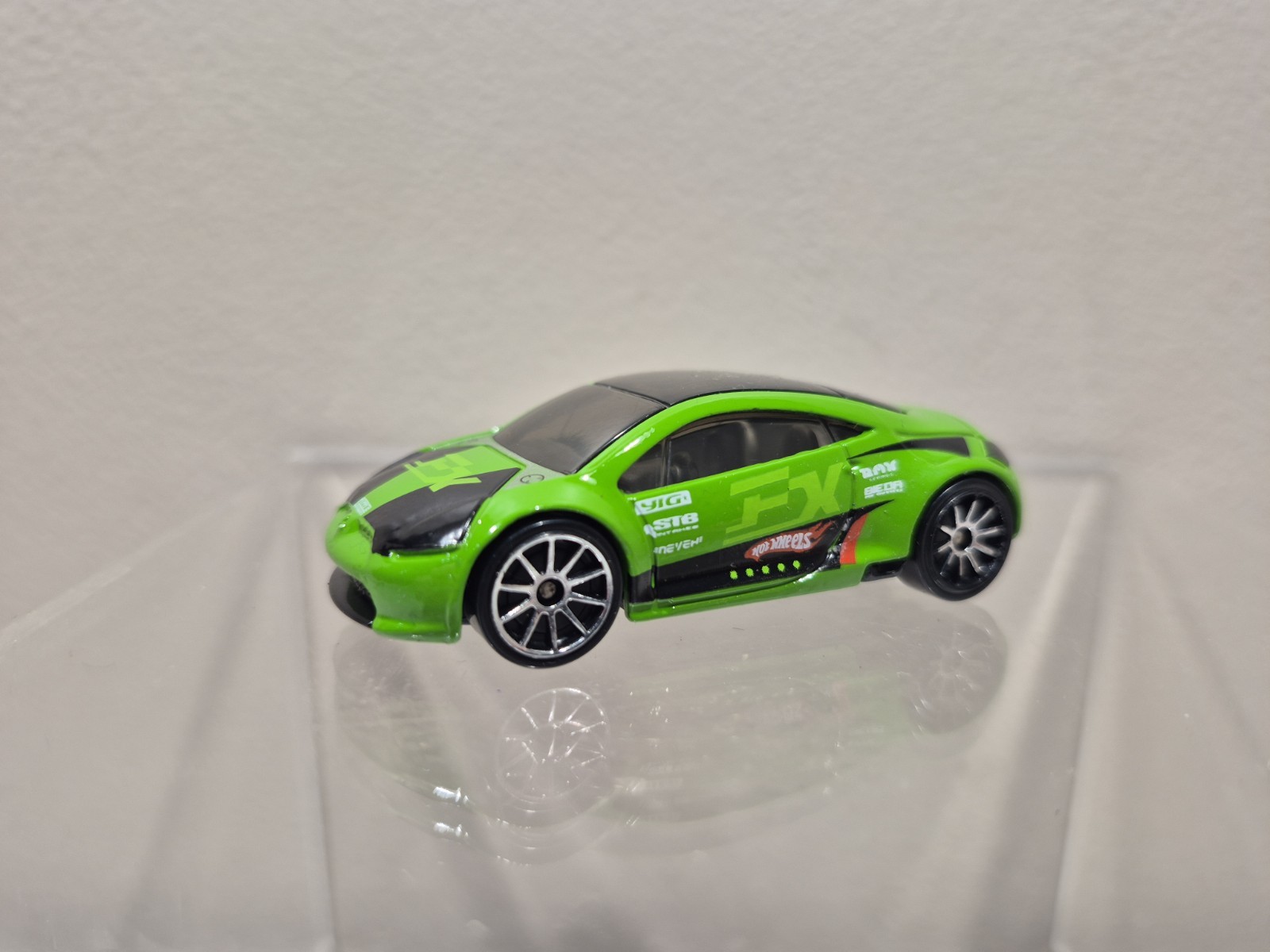 VHTF '05 Hot Wheels MITSUBISHI ECLIPSE concept WALGREENS Battery Pack Loose B9