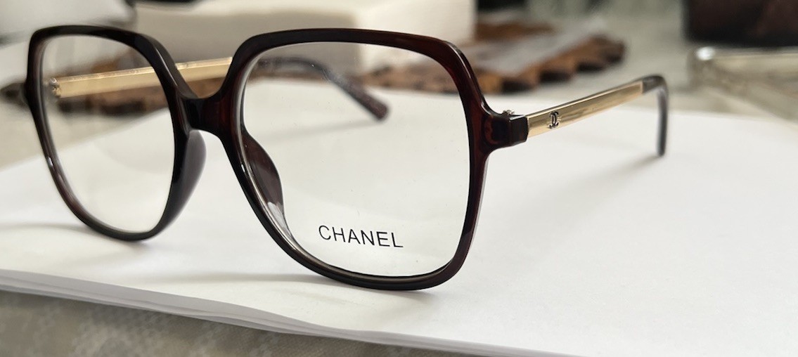 Chanel Eyeglasses Frame,Brown&gold ,54,17,141. Woman.(45%Off Sale) V Nice